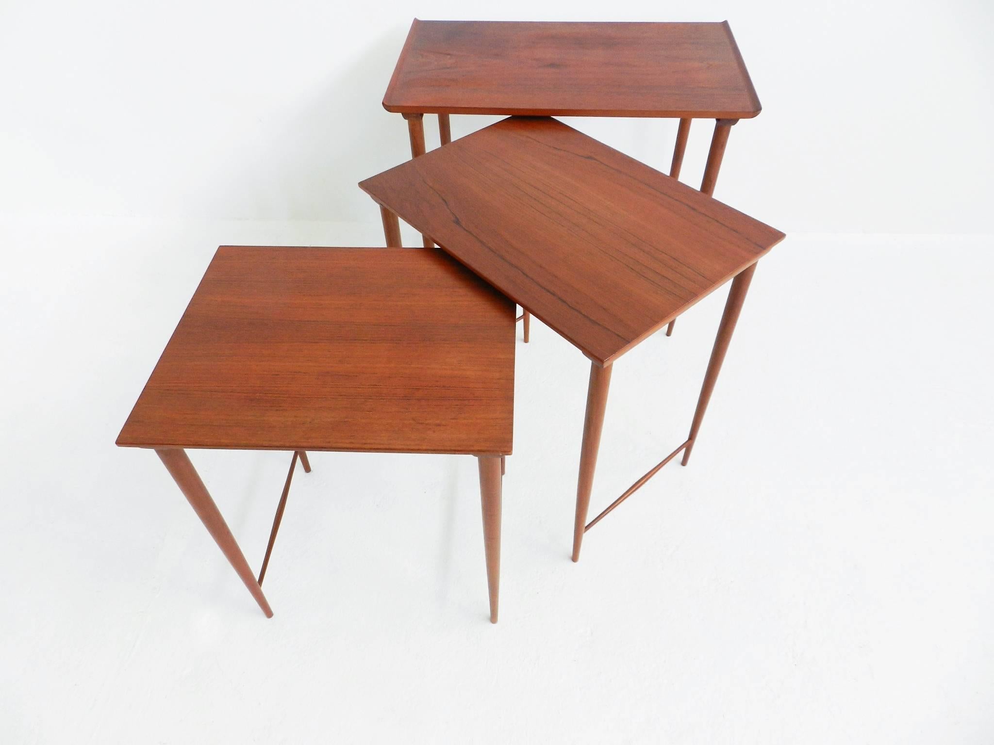 Mid-20th Century Set of Three Super Elegant Teak Nesting Side Tables by Grete Jalk For Sale