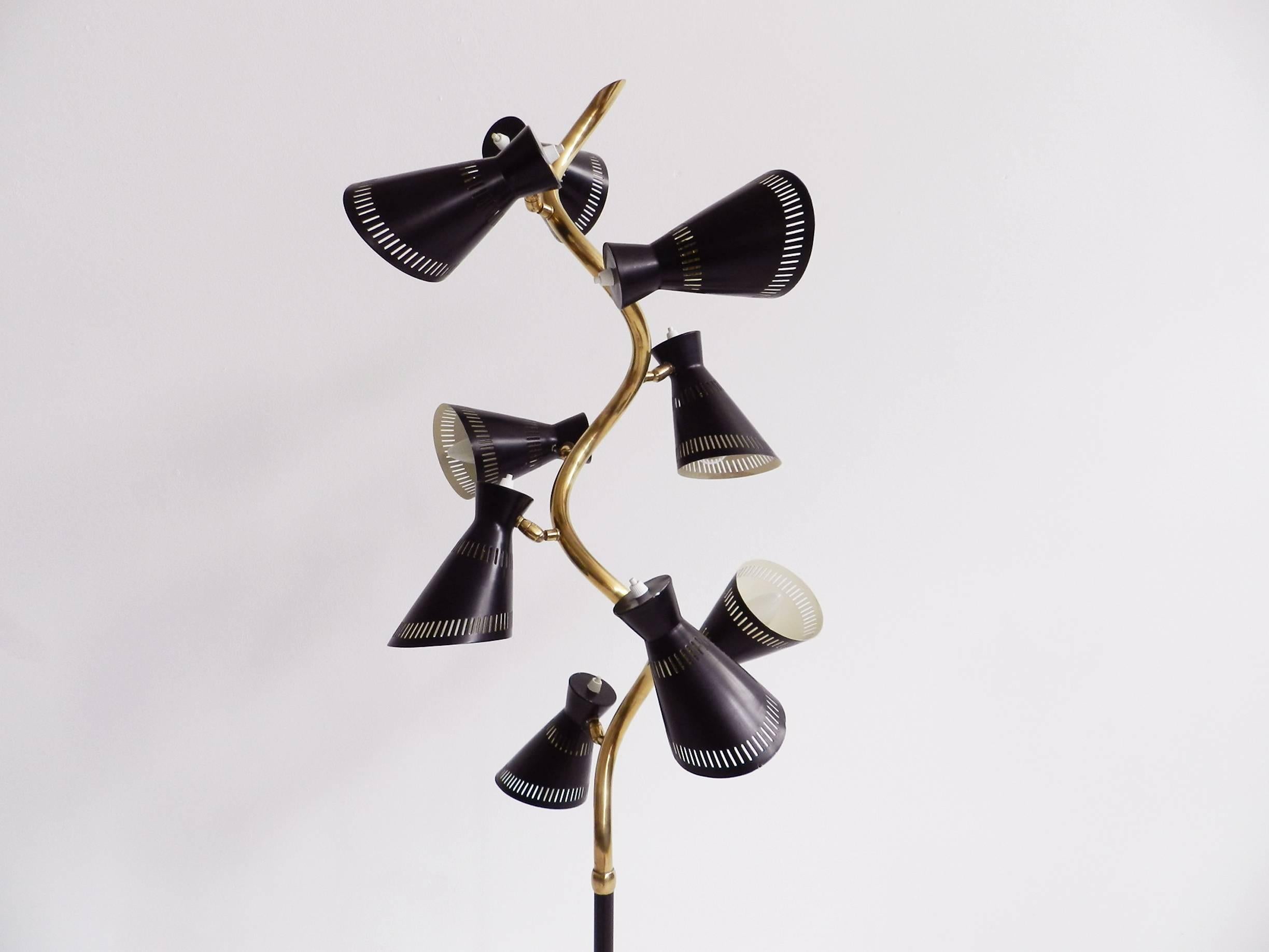 Mid-20th Century Spiral Italian Floor Lamp in the Style of Gino Sarfatti