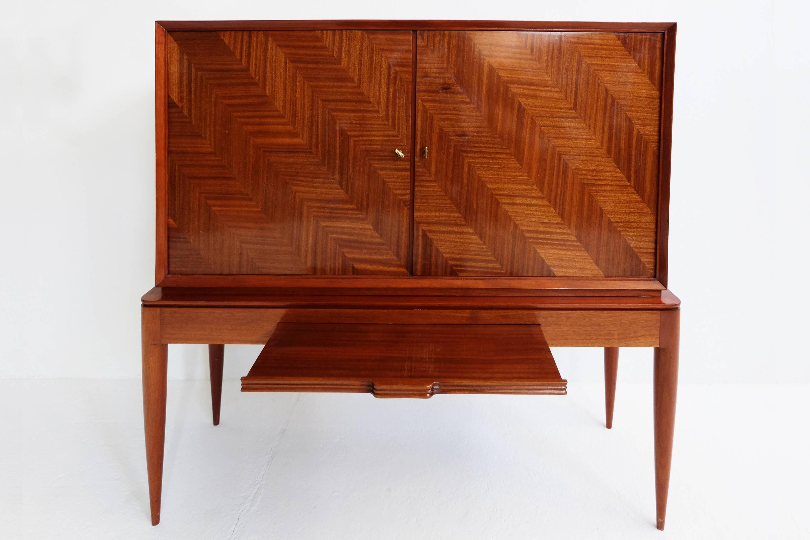 Mid-Century Modern Elegant Cabinet or Home Bar in Dassi Style