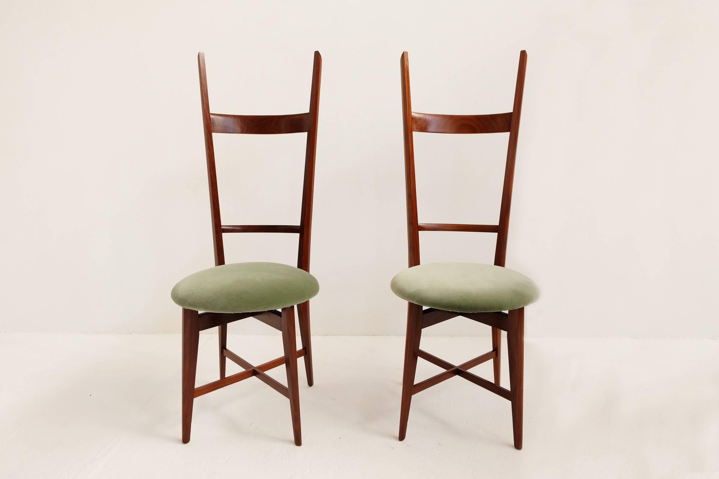 Mid-Century Modern Elegant Pair of Entrance Chairs