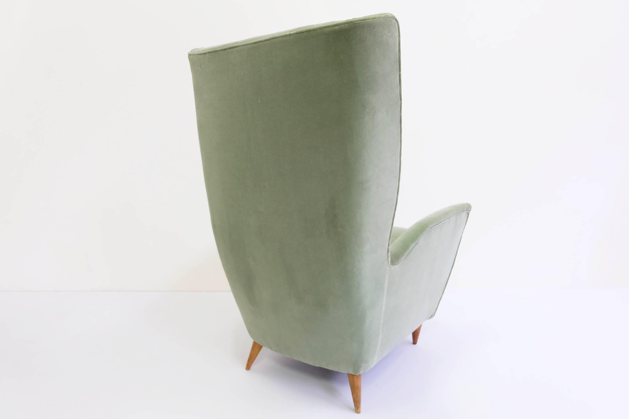 Upholstery Gio Ponti 1950, Cozy Velvet Armchair
