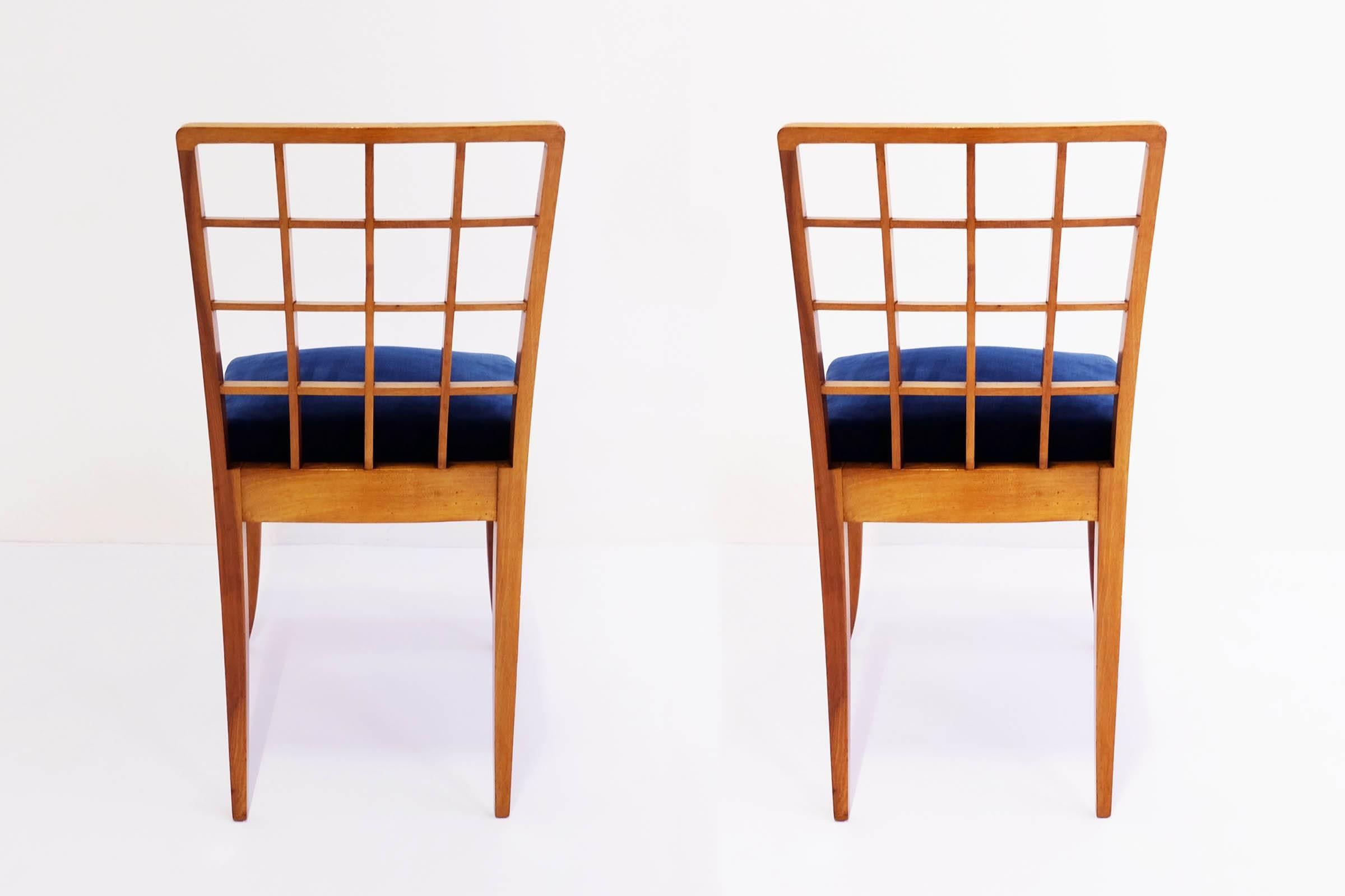 Italian Super Elegant Chairs Paolo Buffa, Guglielmo Ulrich Style