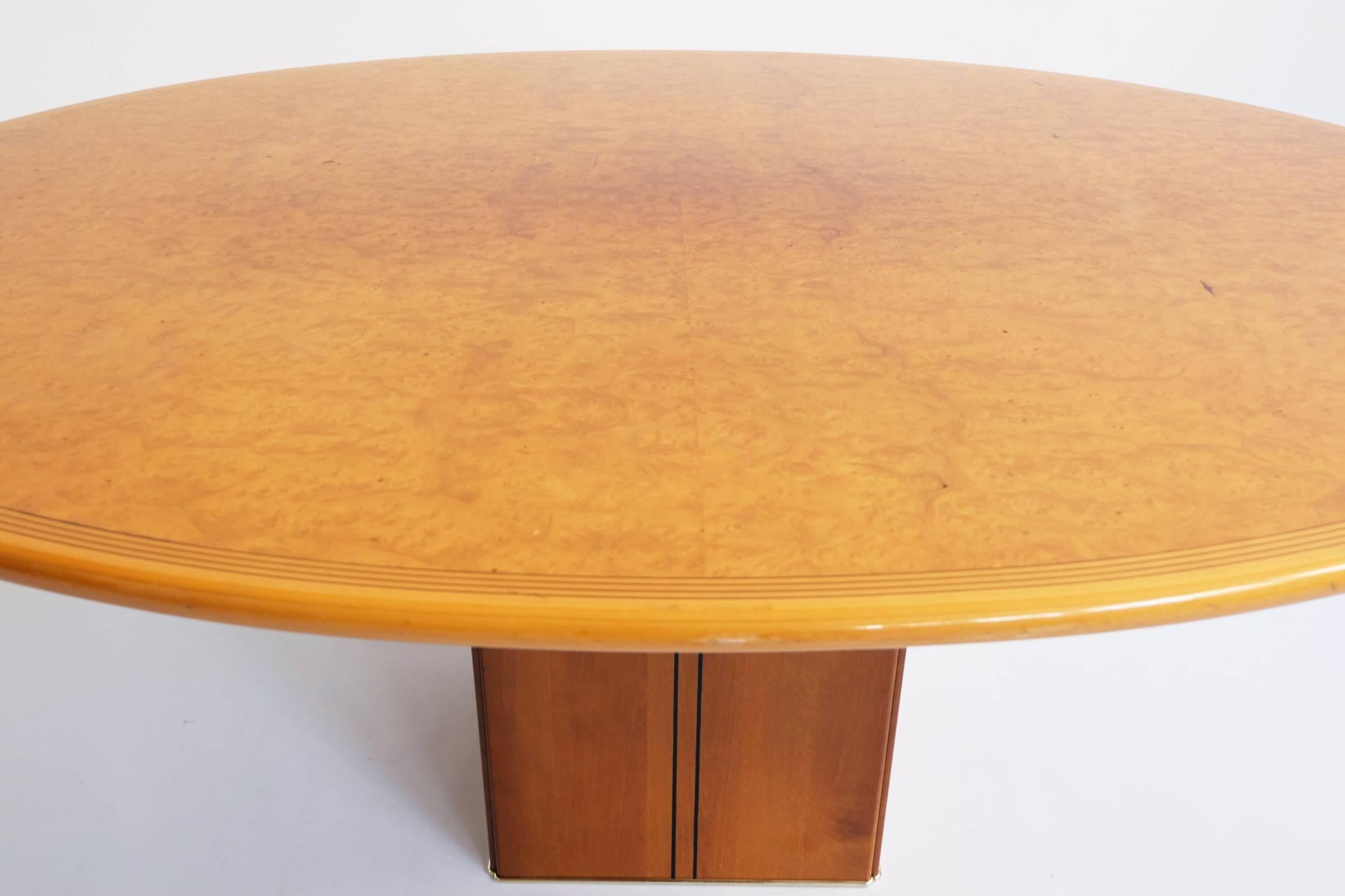 Afra and Tobia Scarpa Luxurious Oval Table Mod, Artona In Excellent Condition In Morbio Inferiore, CH