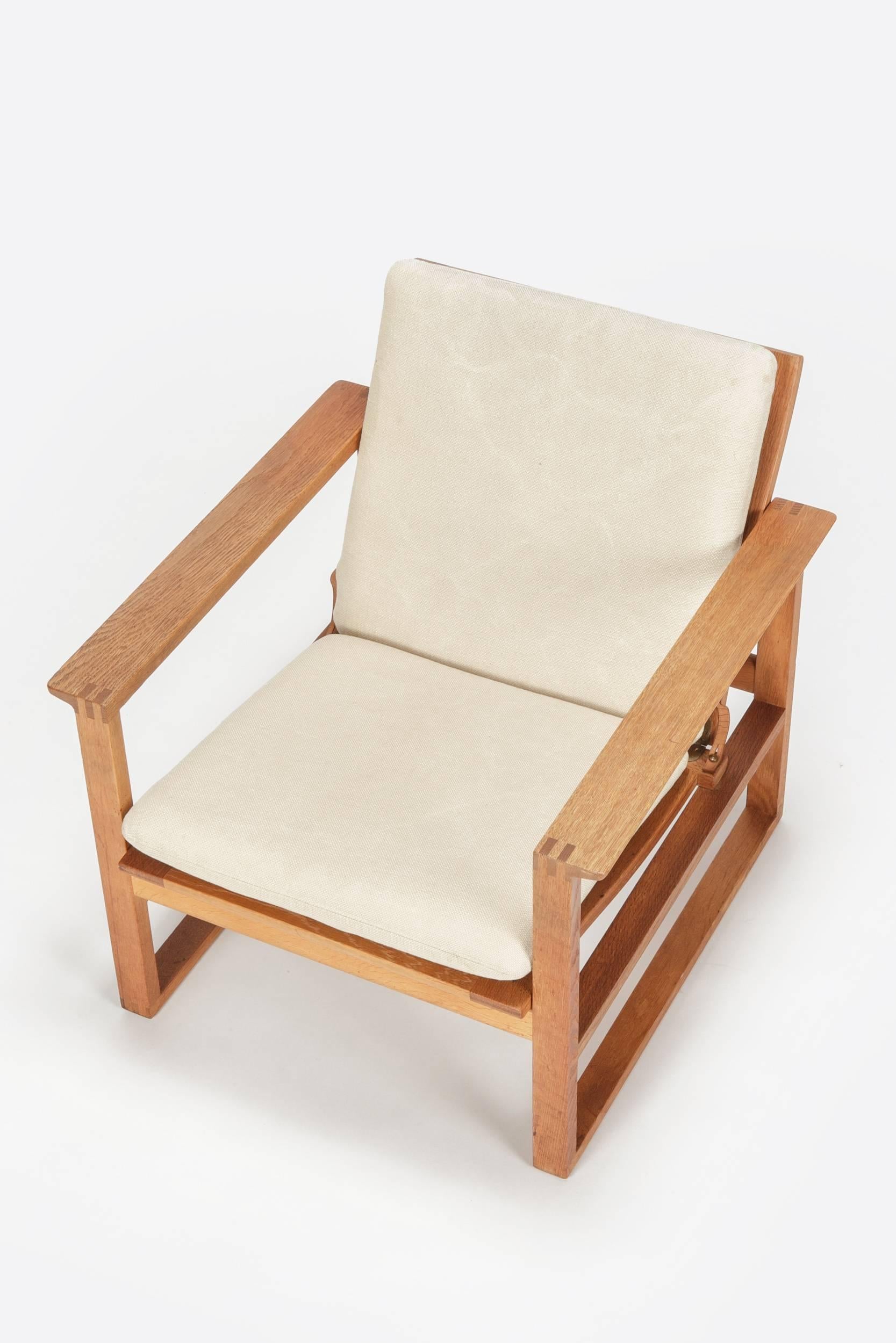 Danish Borge Mogensen Lounge Chair 2256 Oak, 1956 im Zustand „Hervorragend“ in Basel, CH
