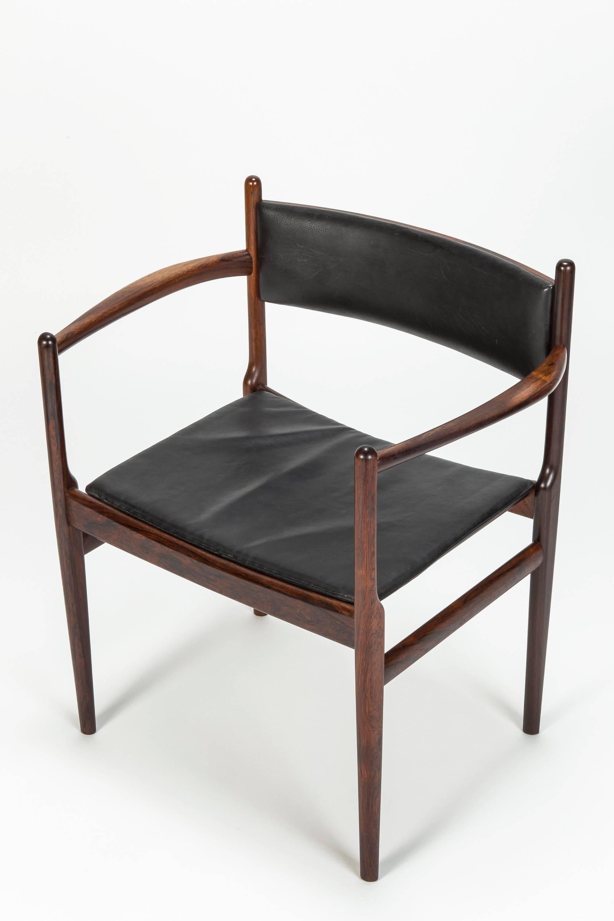 Set of Six Rosewood Dining Chairs by Nanna Ditzel for Søren Willadsen, 1960s In Excellent Condition For Sale In Basel, CH