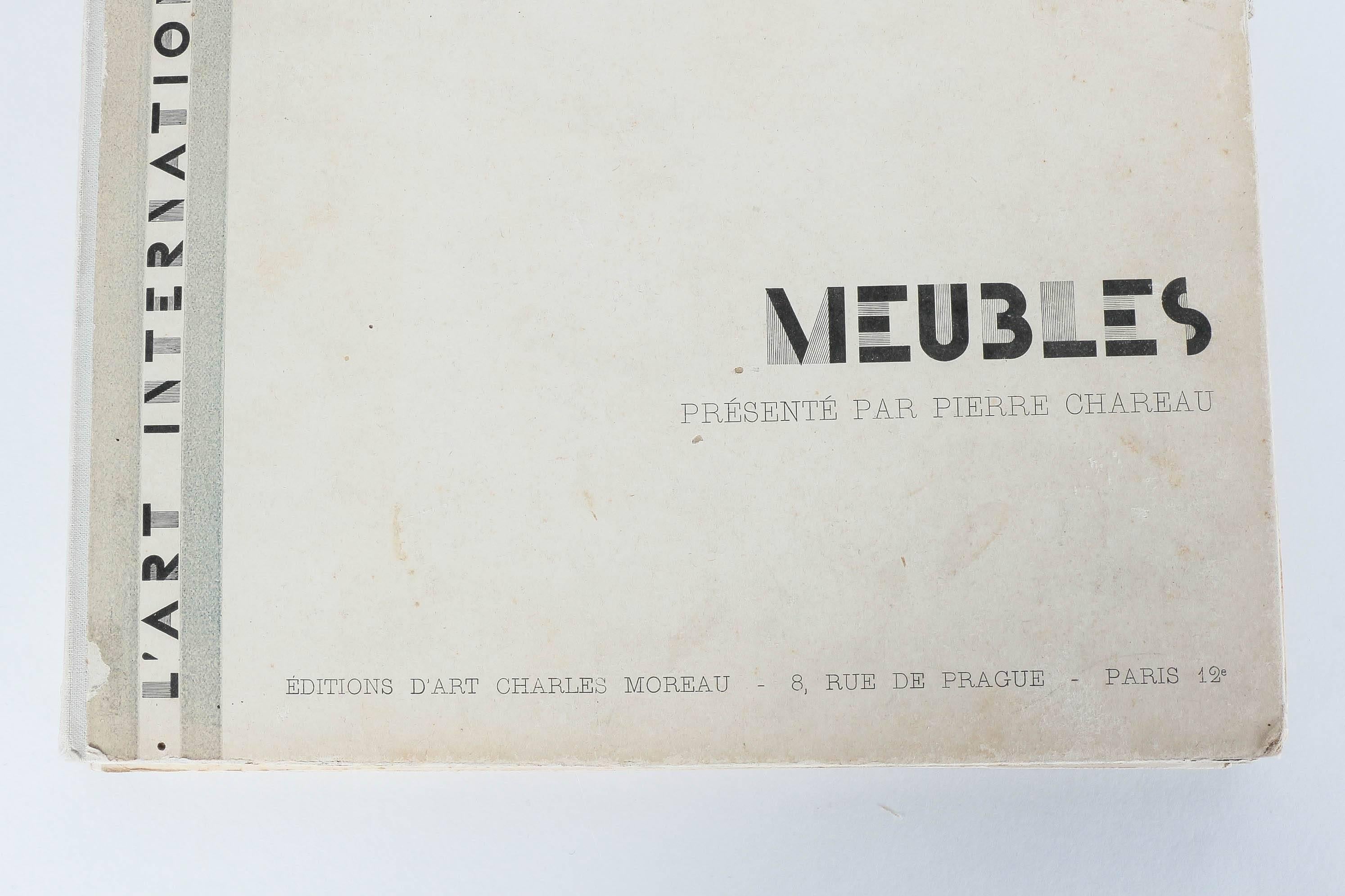 Extremely rare and beautiful portfolio Meubles présenté par Pierre Chareau, Éditions D'Art Charles Moreau - 8 Rue De Prague - Paris 12eme.

Compiles 50 loose stiff boards with interior furnishings by the most famous architects of the time, such