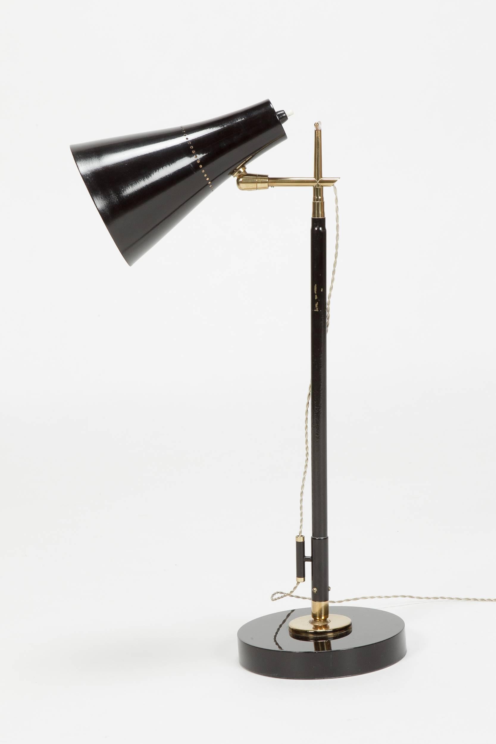 Mid-Century Modern Rare Giuseppe Ostuni Floor Lamp Model 201 for Oluce 1951 For Sale
