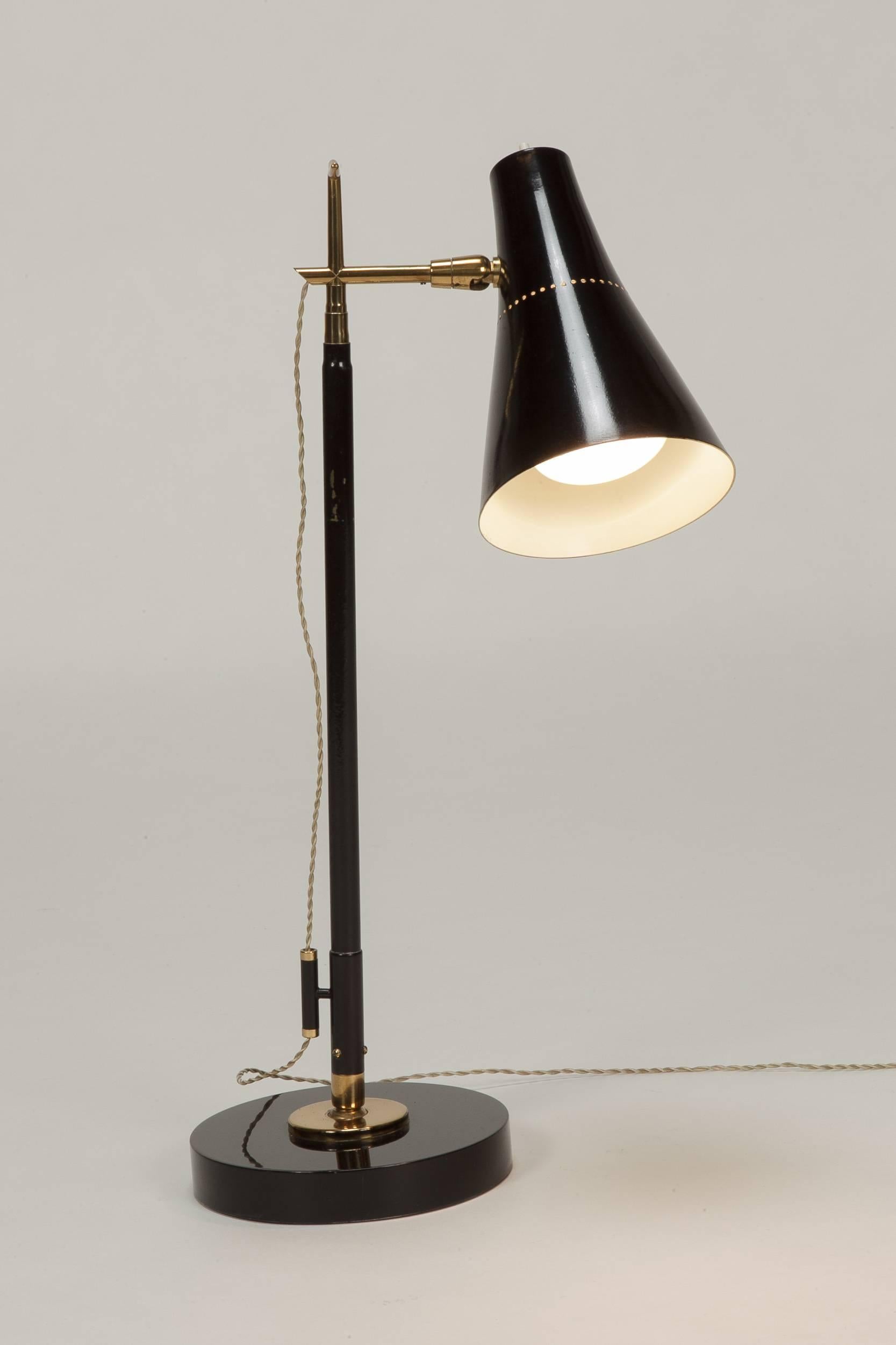 Lacquered Rare Giuseppe Ostuni Floor Lamp Model 201 for Oluce 1951 For Sale