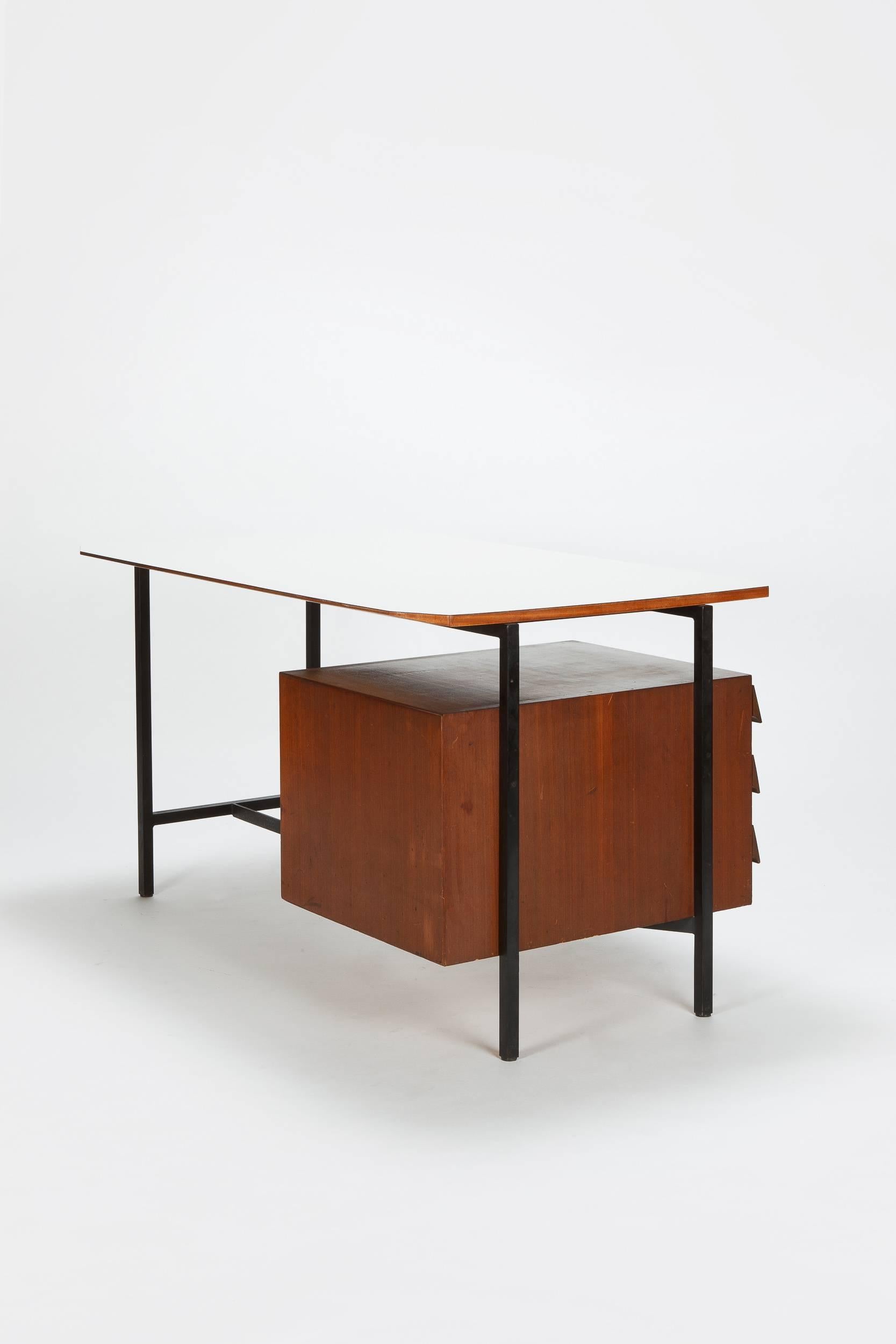 Italian Vittorio Dassi Desk Mahogany and Formica, 1950s In Excellent Condition In Basel, CH