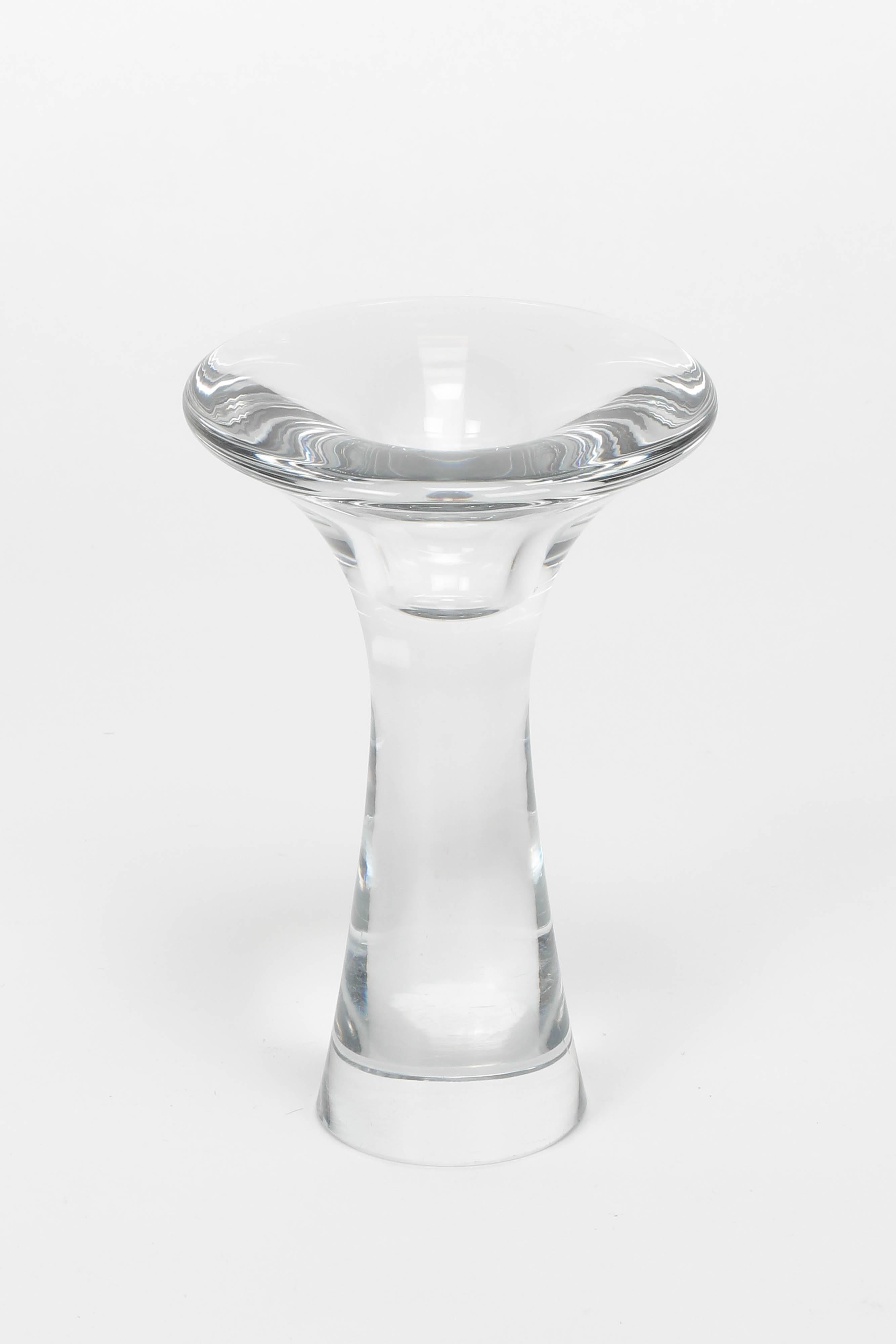 Tapio Wirkkala candlestick n° 3412 designed 1954 and manufactured by Littala until 1971. Crystal glass, minimalistic shape, signed on the upper side.