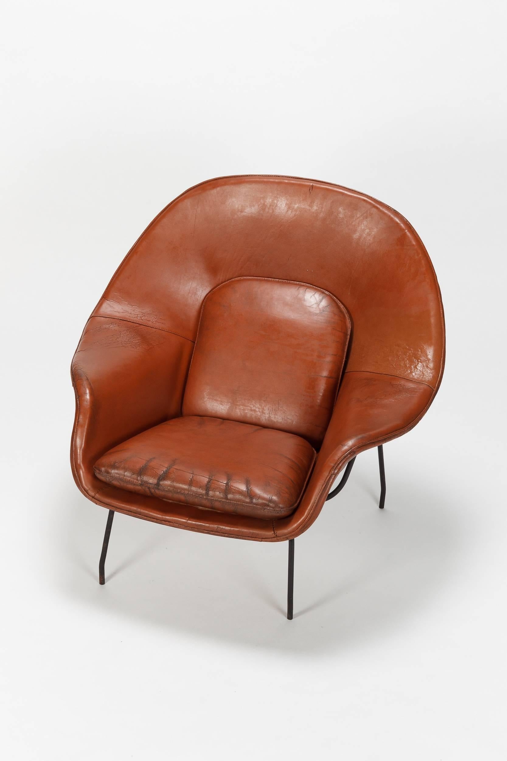 Mid-Century Modern Eero Saarinen Womb Chair Florence Knoll, 1948