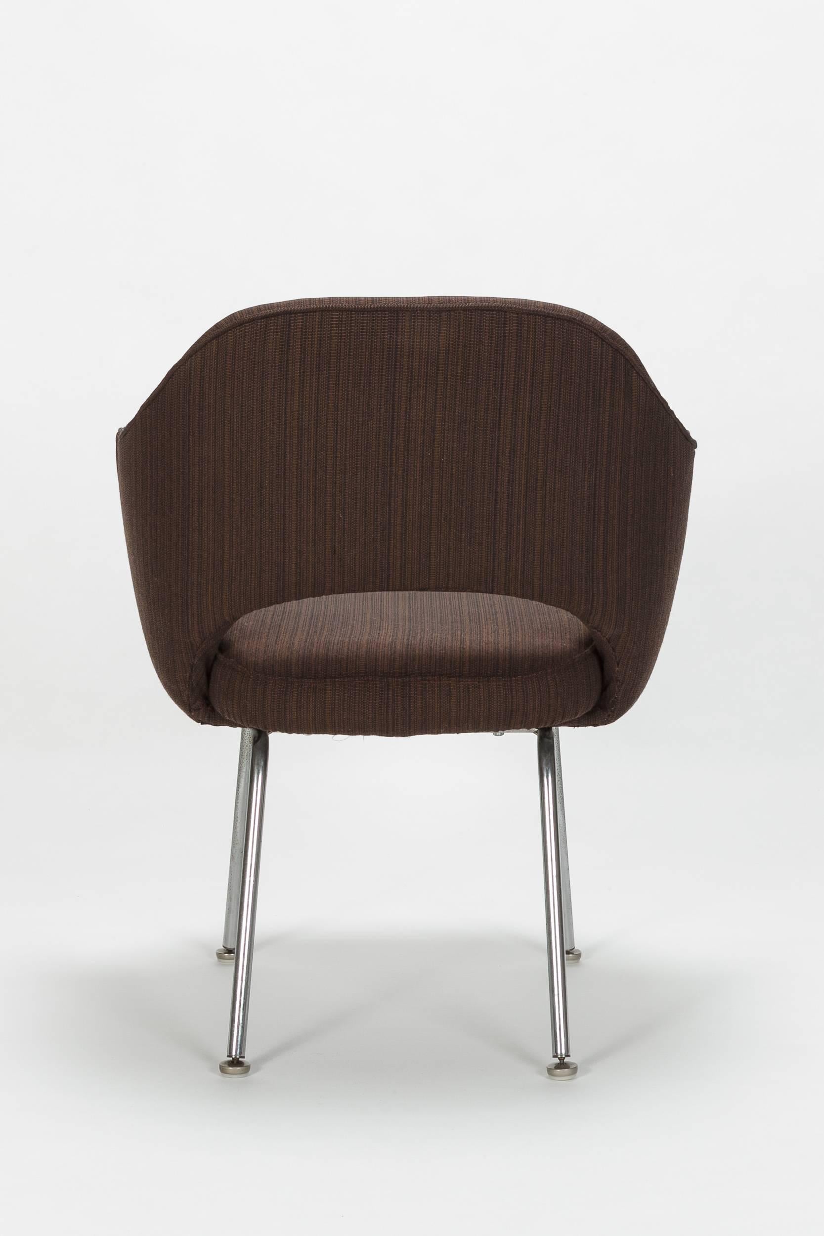 Eero Saarinen Executive Chair Salt and Pepper by Knoll International, 1960s In Excellent Condition In Basel, CH