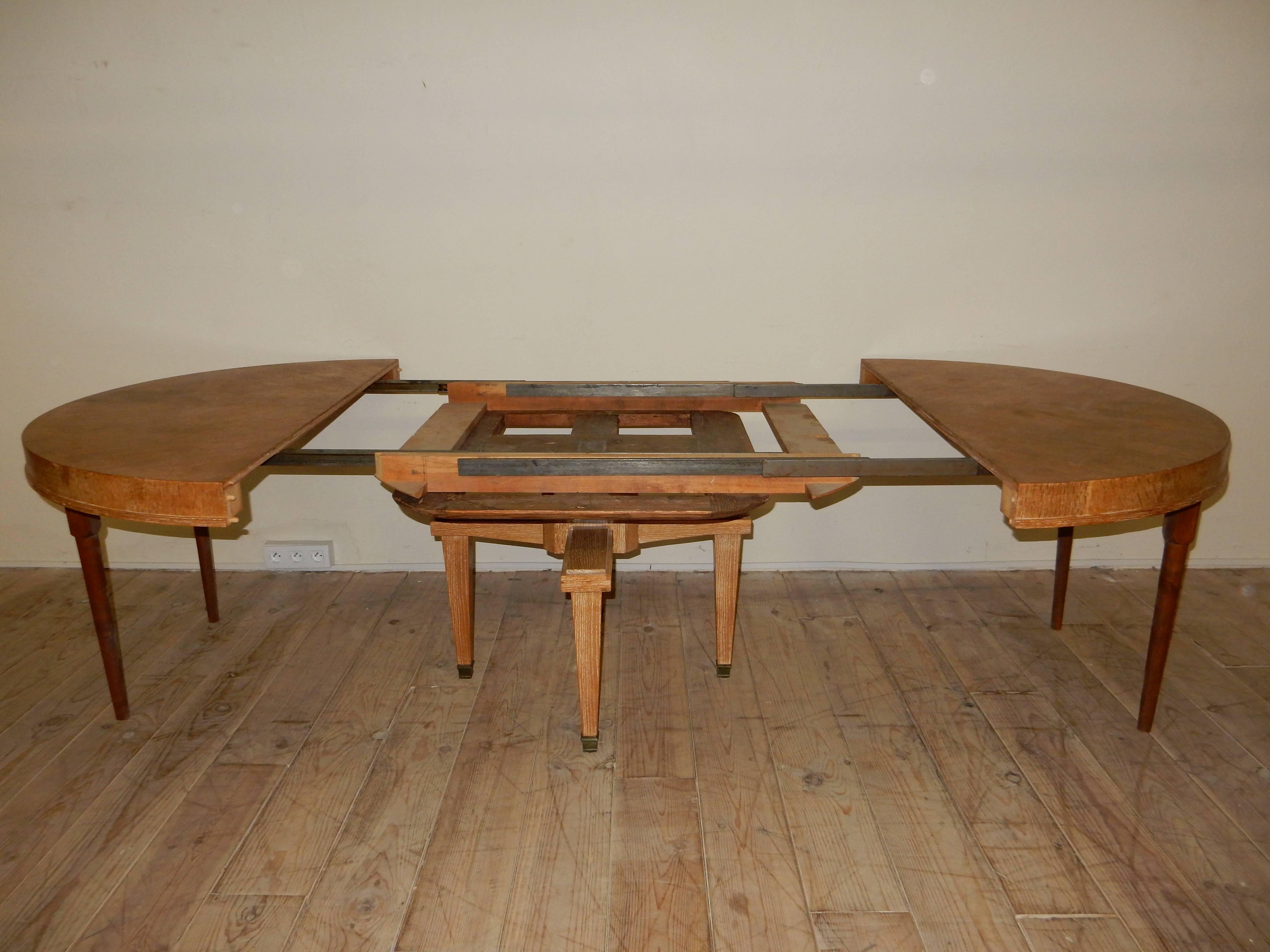 1940 French Oak Extending Dining Table In Good Condition In Couzon au Mont d'Or, FR