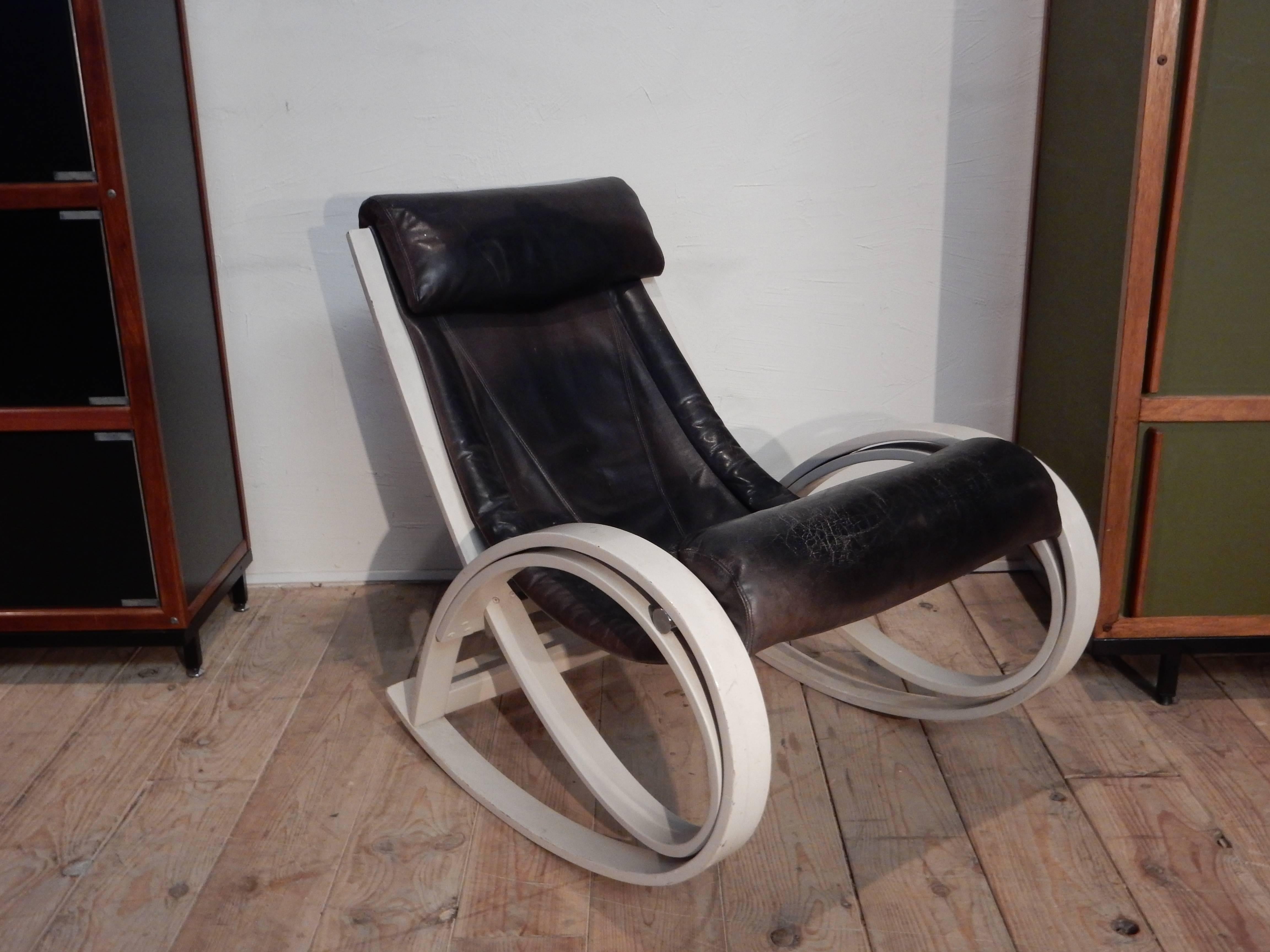 A very famous and large rocking chair 