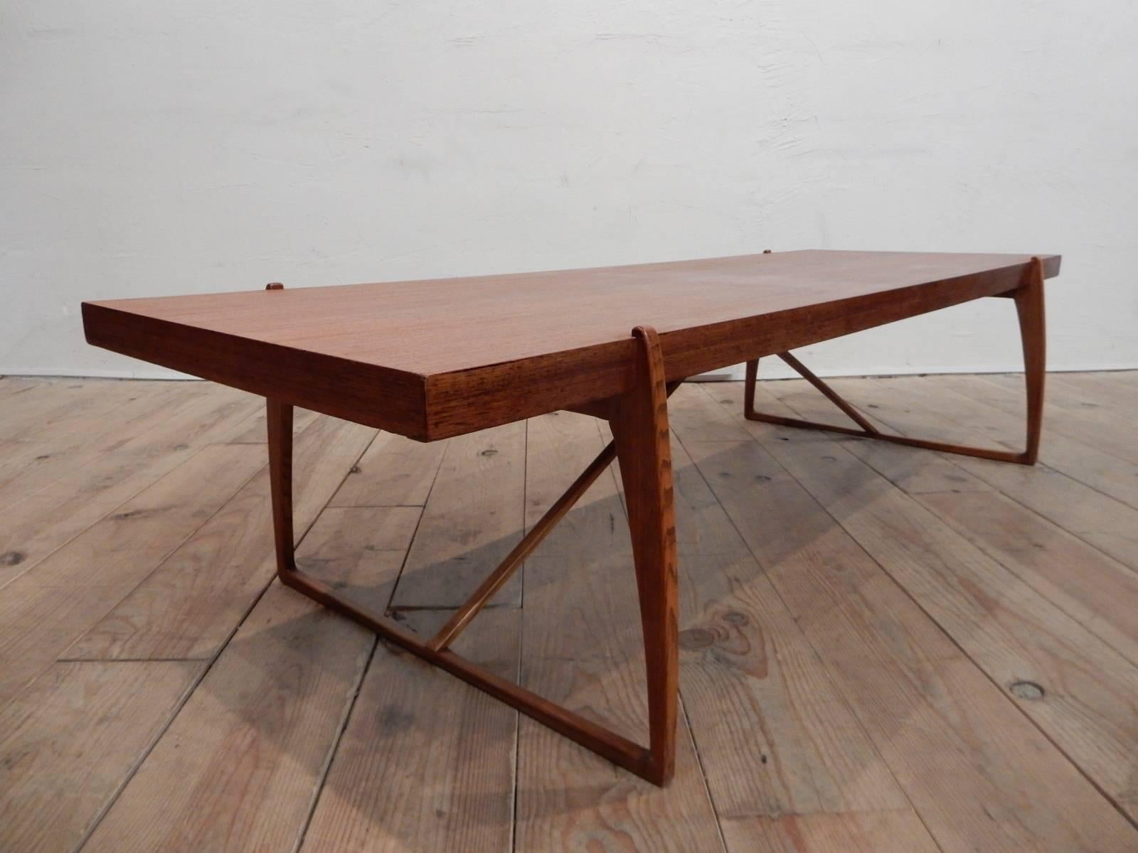 Architonic Large Danish 1950 Coffee Table In Good Condition In Couzon au Mont d'Or, FR