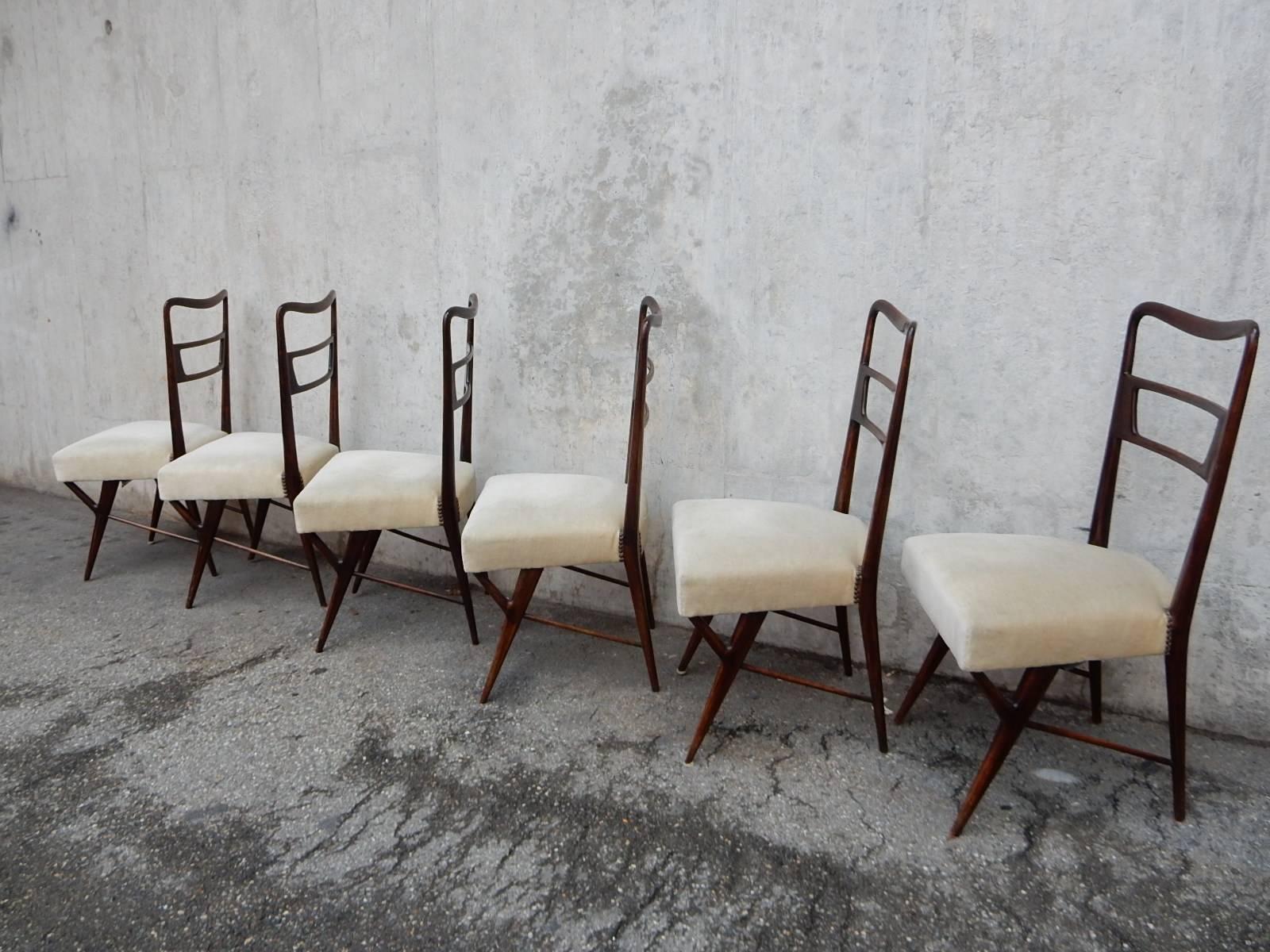 Paolo Buffa Attributed to Set of Six Chairs In Good Condition In Couzon au Mont d'Or, FR