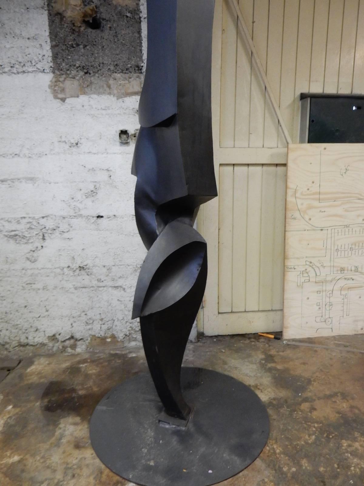 Monumental Cyrille Husson Steel Sculpture In Excellent Condition For Sale In Couzon au Mont d'Or, FR