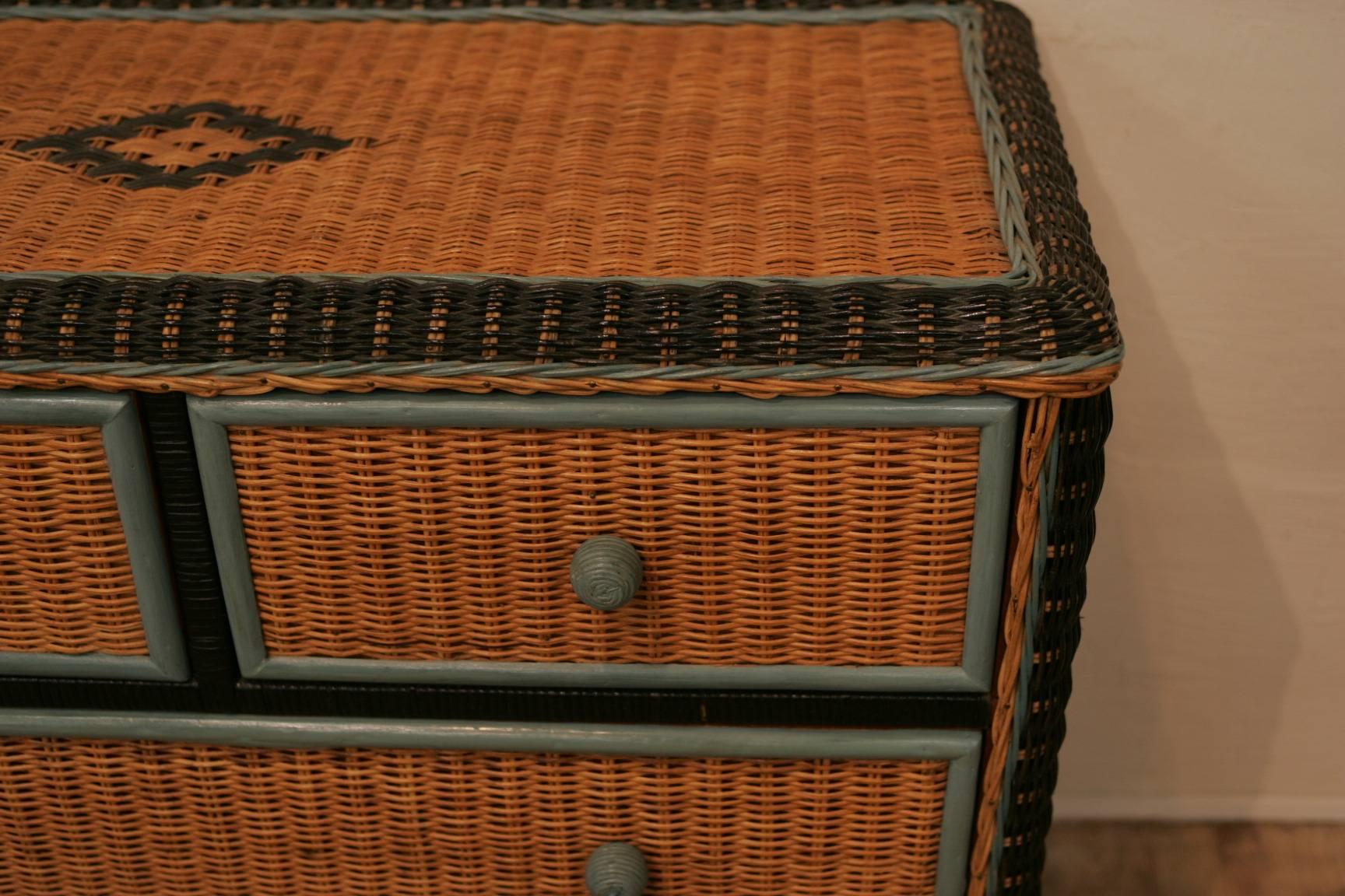 Mid-Century Modern Rattan Chest of Drawers For Sale 1