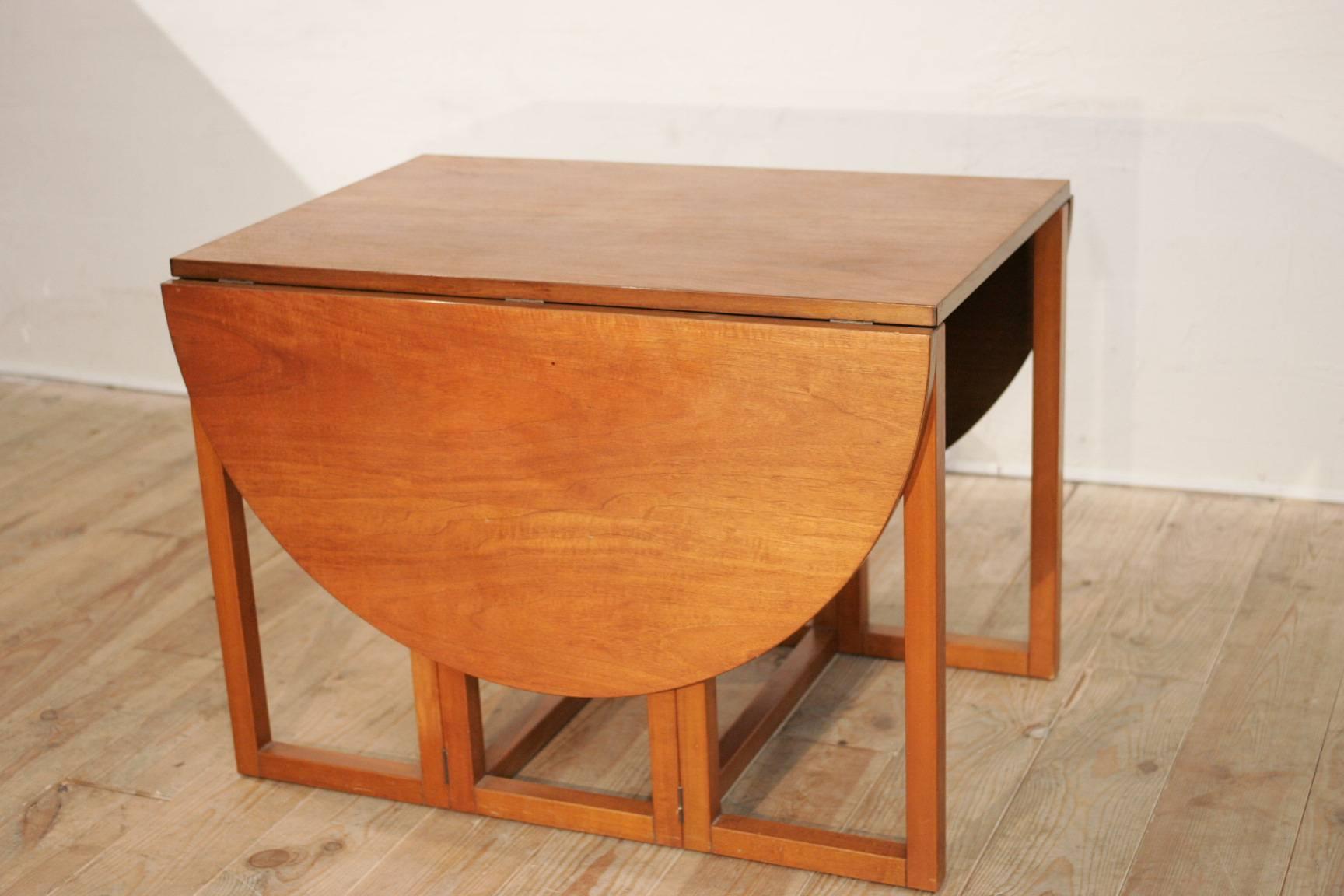 Mid-Century Modern Architonic Midcentury Extending Dinning Table For Sale