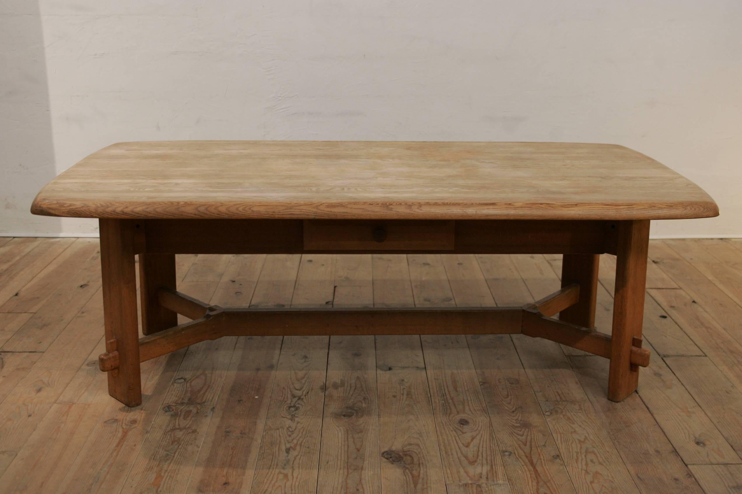 Mid-Century Modern Large Oak Dinner Table 4