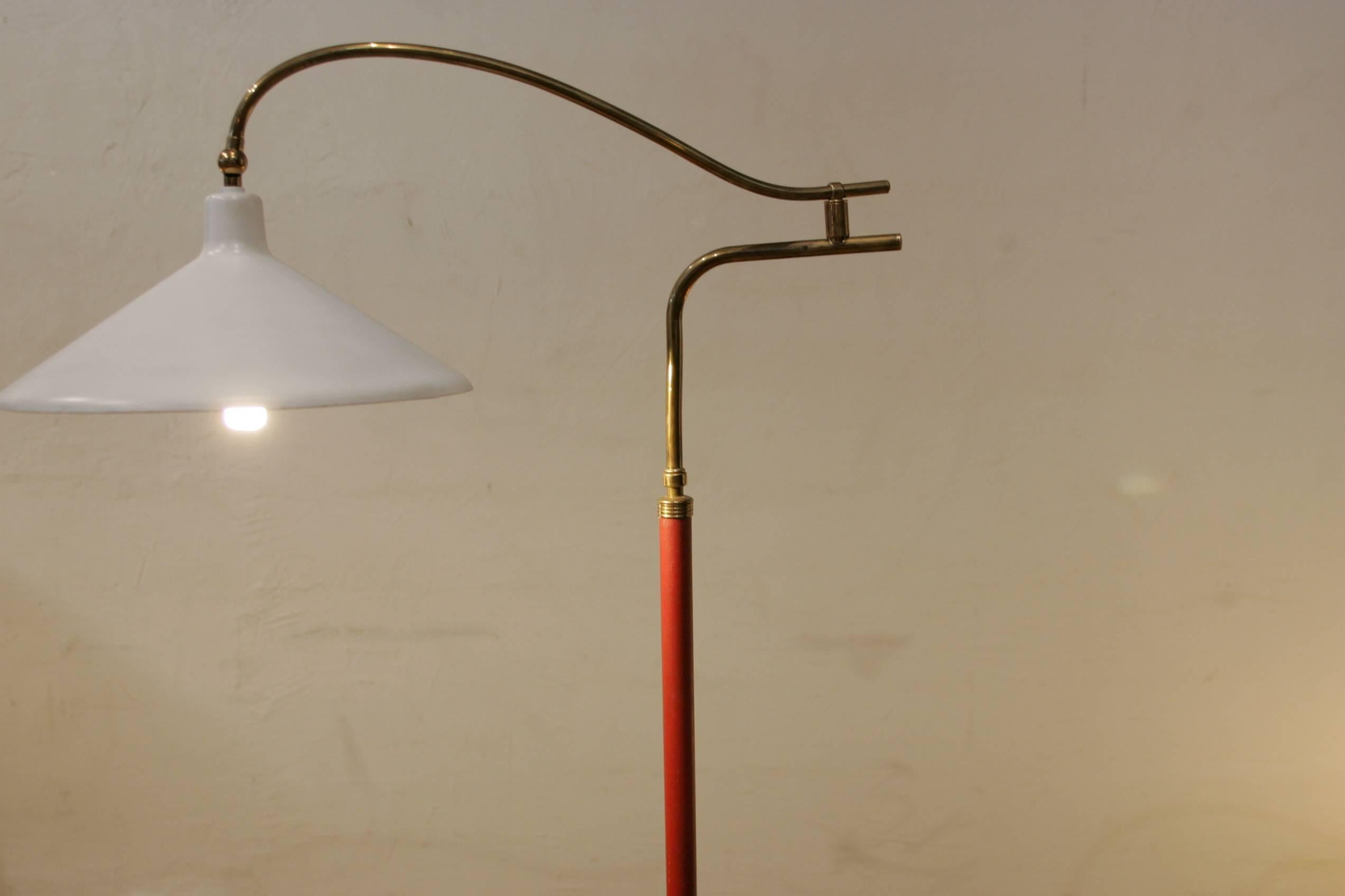 Mid-Century Modern 1960 Italian Floor Lamp Made of Leather and Brass For Sale