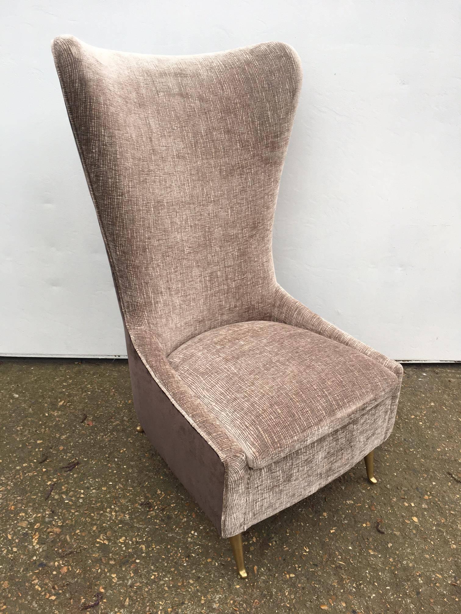 A single 1950s Italian side chair reupholstered front in beige shaneel fabric and back in in dark grey velvet, on the brass feet.