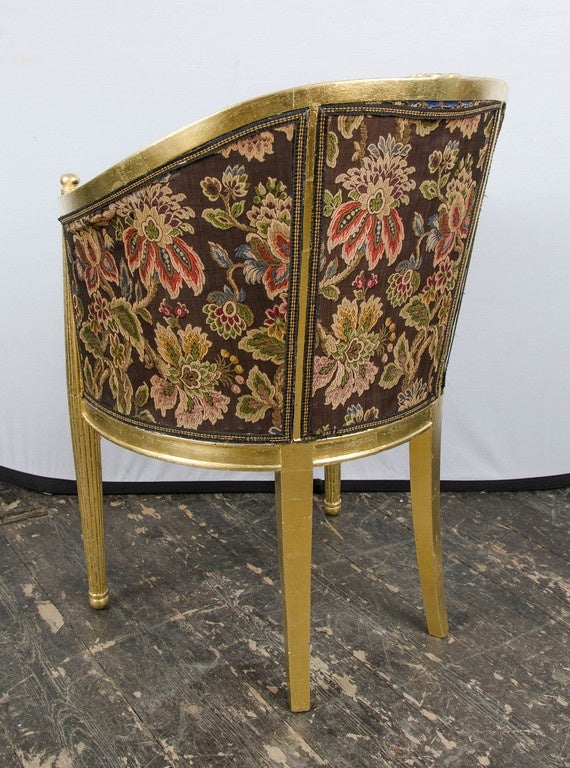 Italian 20's three piece suite with gilt wooden frame For Sale 3