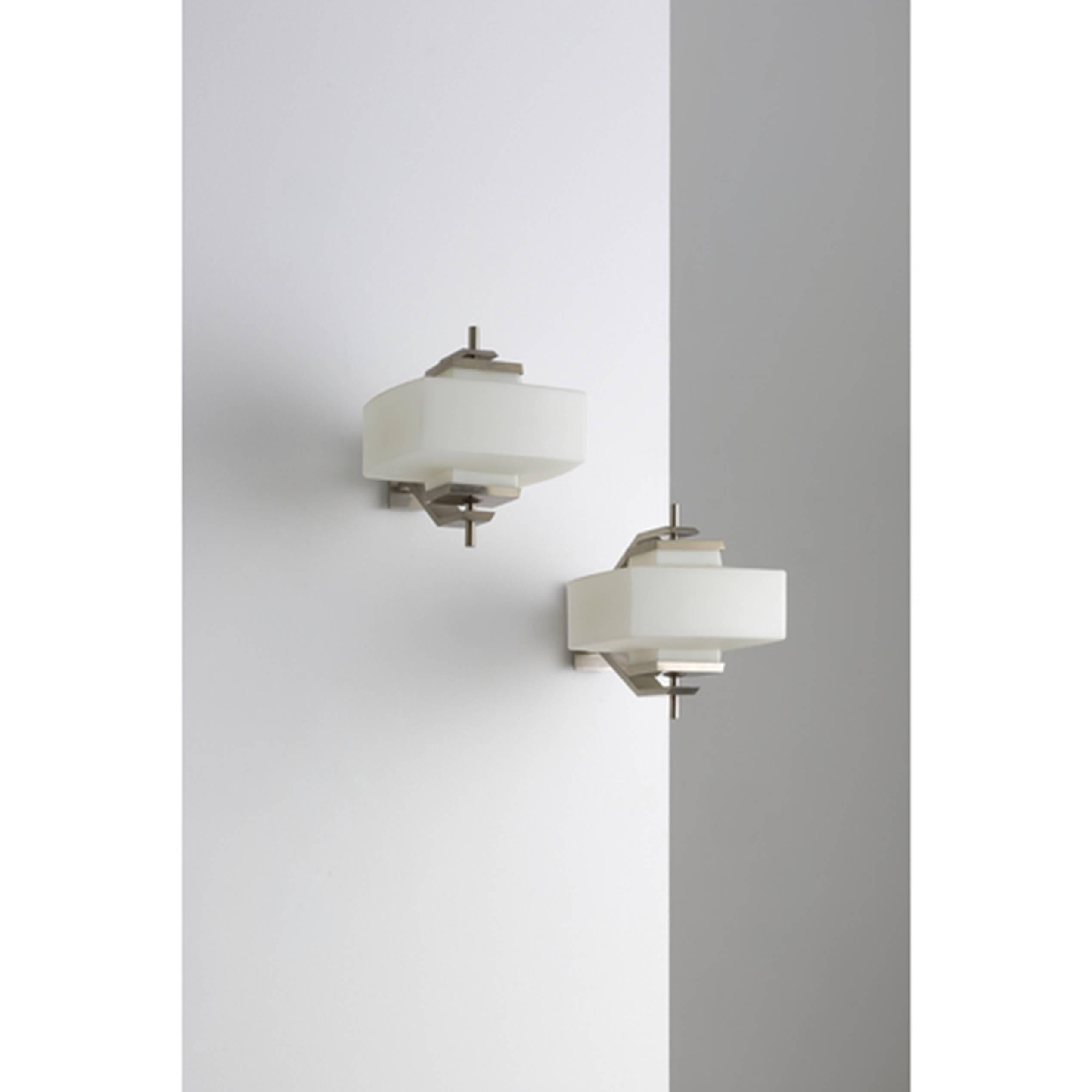 Italian 1960s Pair of Wall Lights by E.Monesi for Arredoluce In Excellent Condition In London, GB