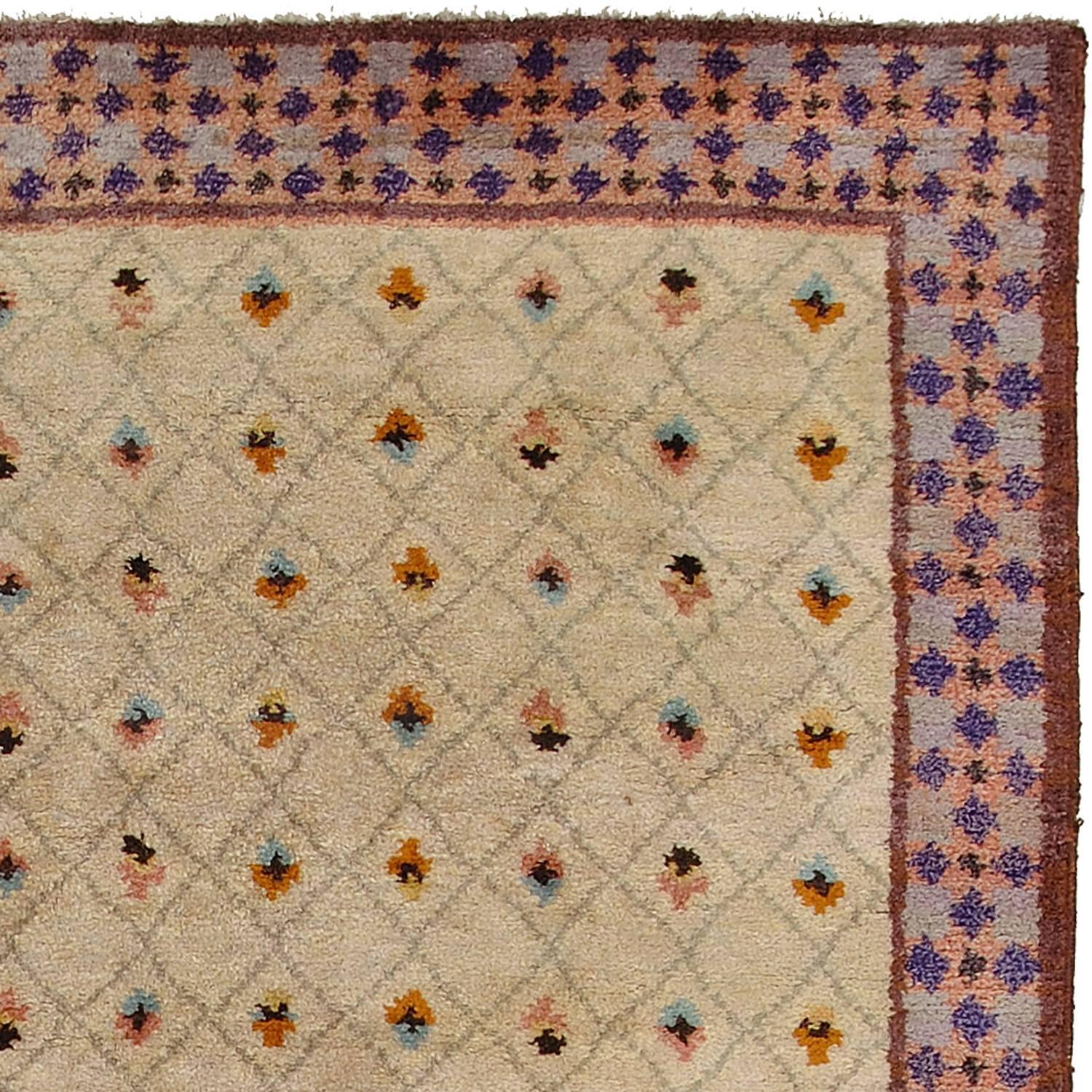 Hand-Woven Mid 20th Century Swedish Pile-Weave Carpet by Konst Fluten For Sale