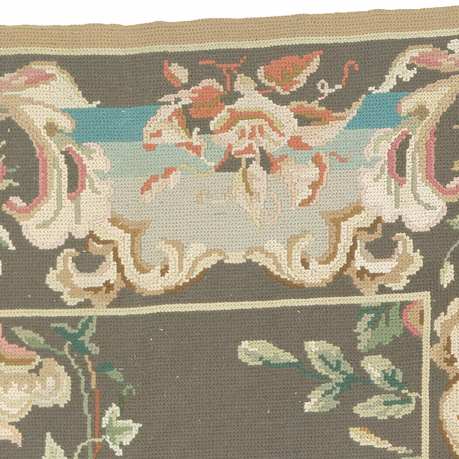 Portuguese Early 20th Century Arraiolos Carpet For Sale