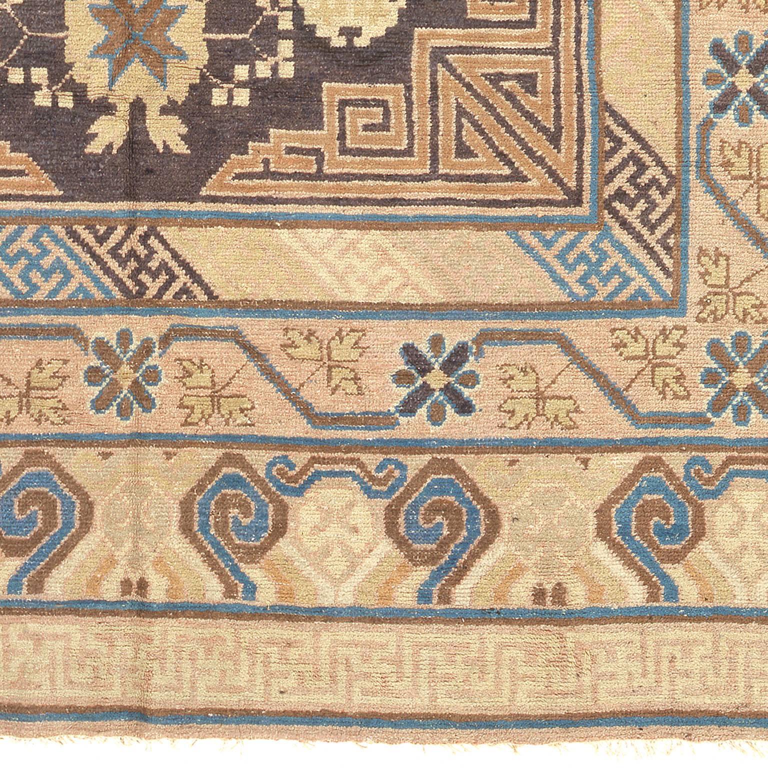 Early 20th Century Khotan Carpet In Good Condition For Sale In New York, NY