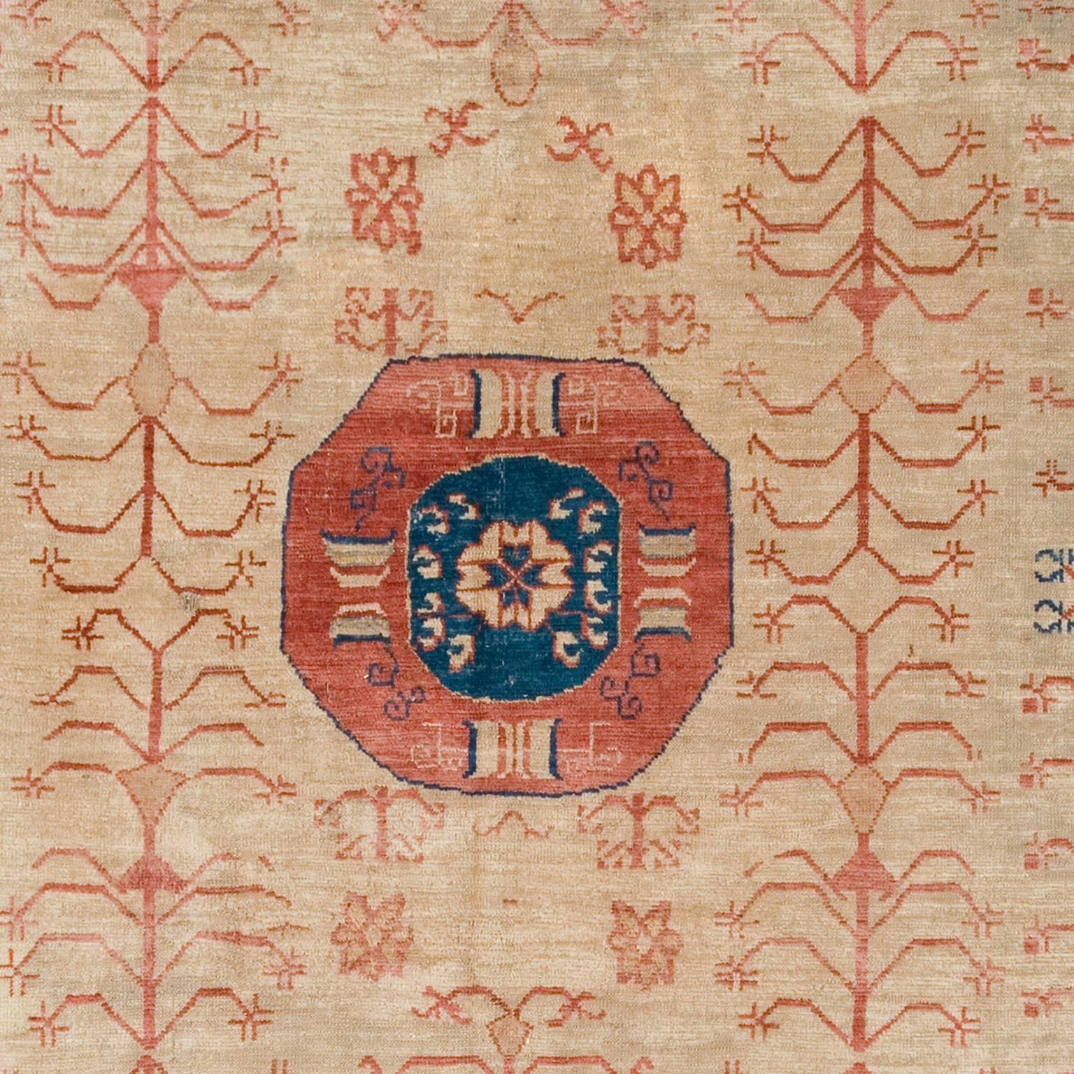 Hand-Woven Late 19th Century Chinese Khotan Carpet For Sale