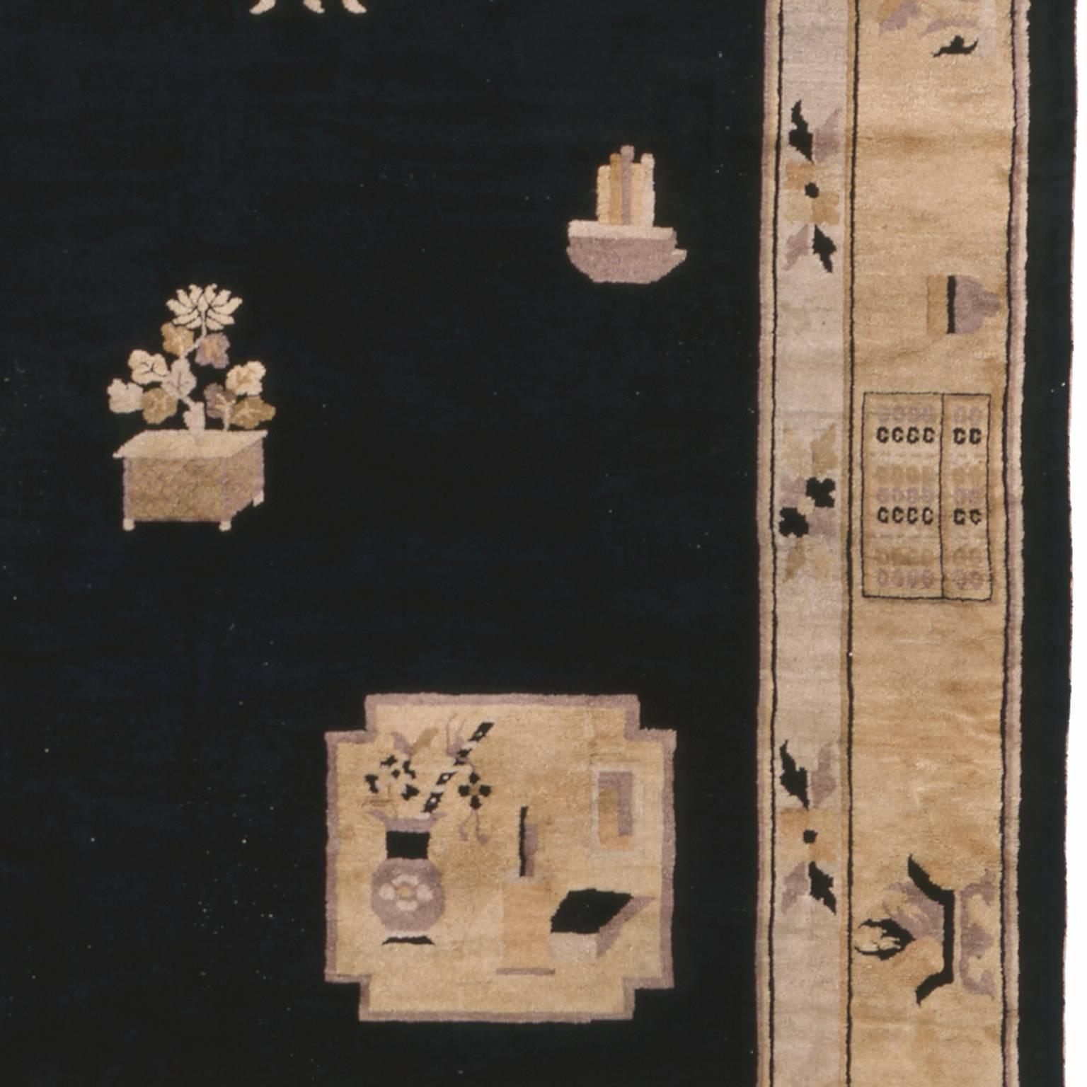 Tapis chinois de la fin du XIXe siècle État moyen - En vente à New York, NY