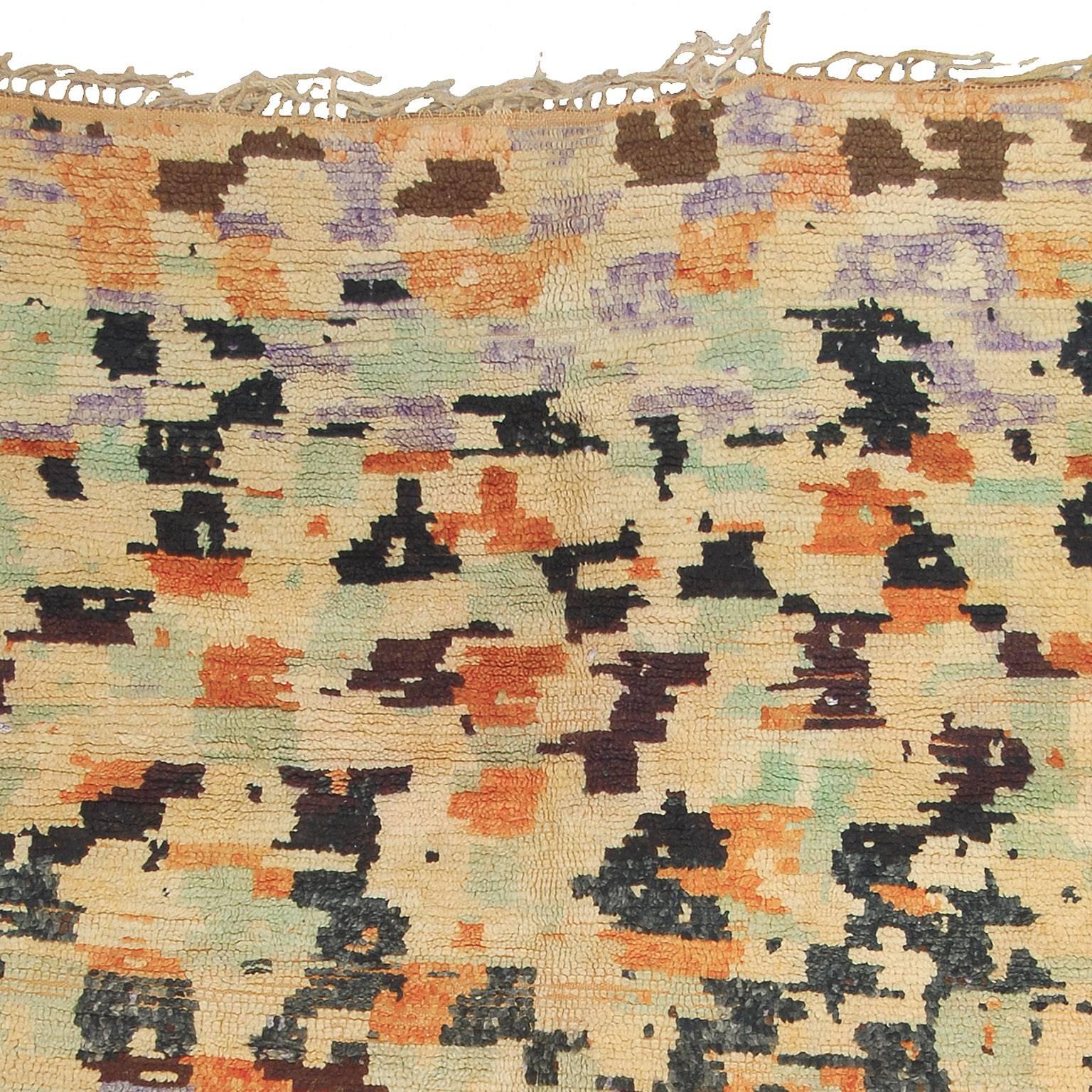 Moroccan Mid-20th Century Berber Carpet For Sale