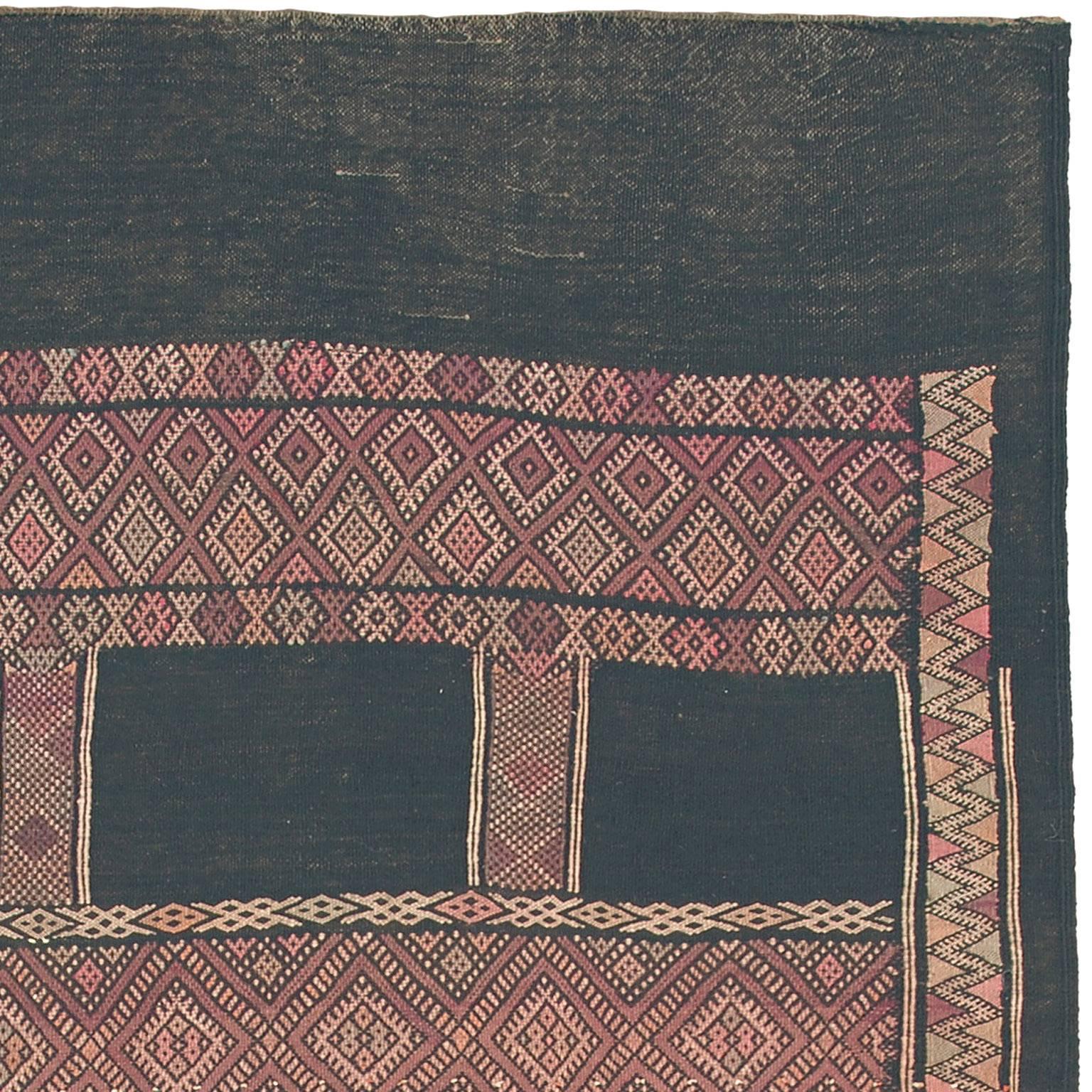 Mid-20th Century Zaiane Carpet In Fair Condition For Sale In New York, NY