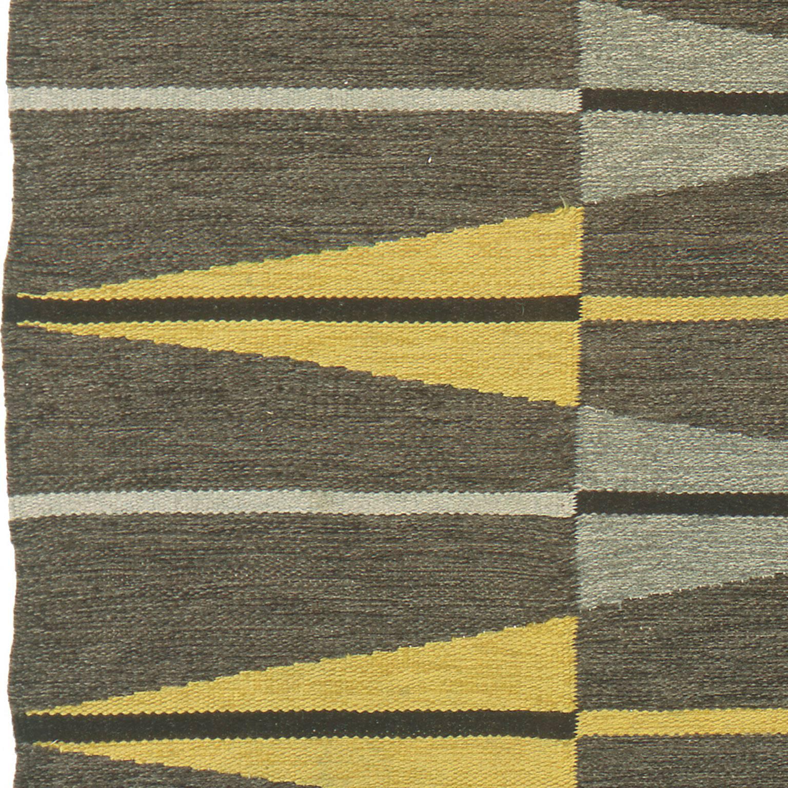 Mid-20th Century Swedish Flat Weave Carpet For Sale 2