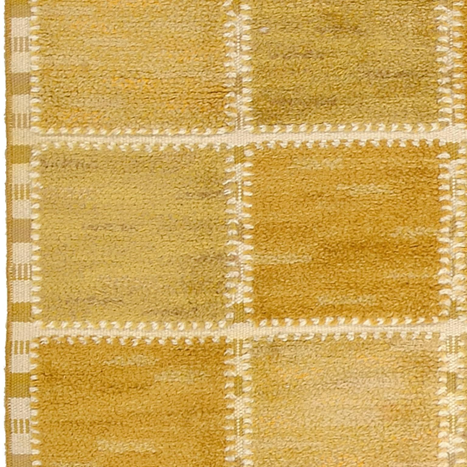 Mid-20th Century Swedish Pile Carpet In Good Condition For Sale In New York, NY