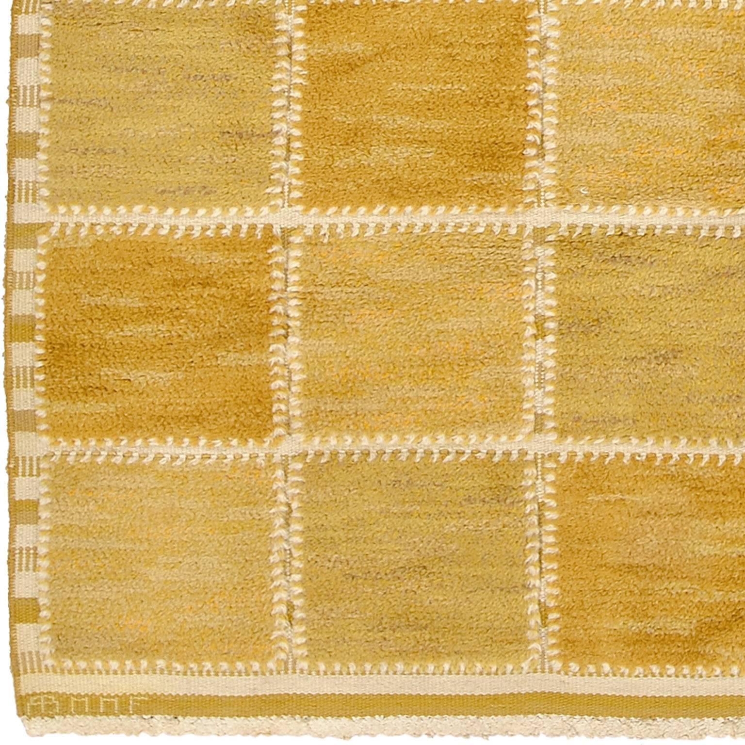 Tapis à poils suédois du milieu du 20e siècle. 
Paraphe : AB MMF BN (AB Marta Maas-Fjetterström, Barbro Nilsson).
Suède, vers 1945
8'1