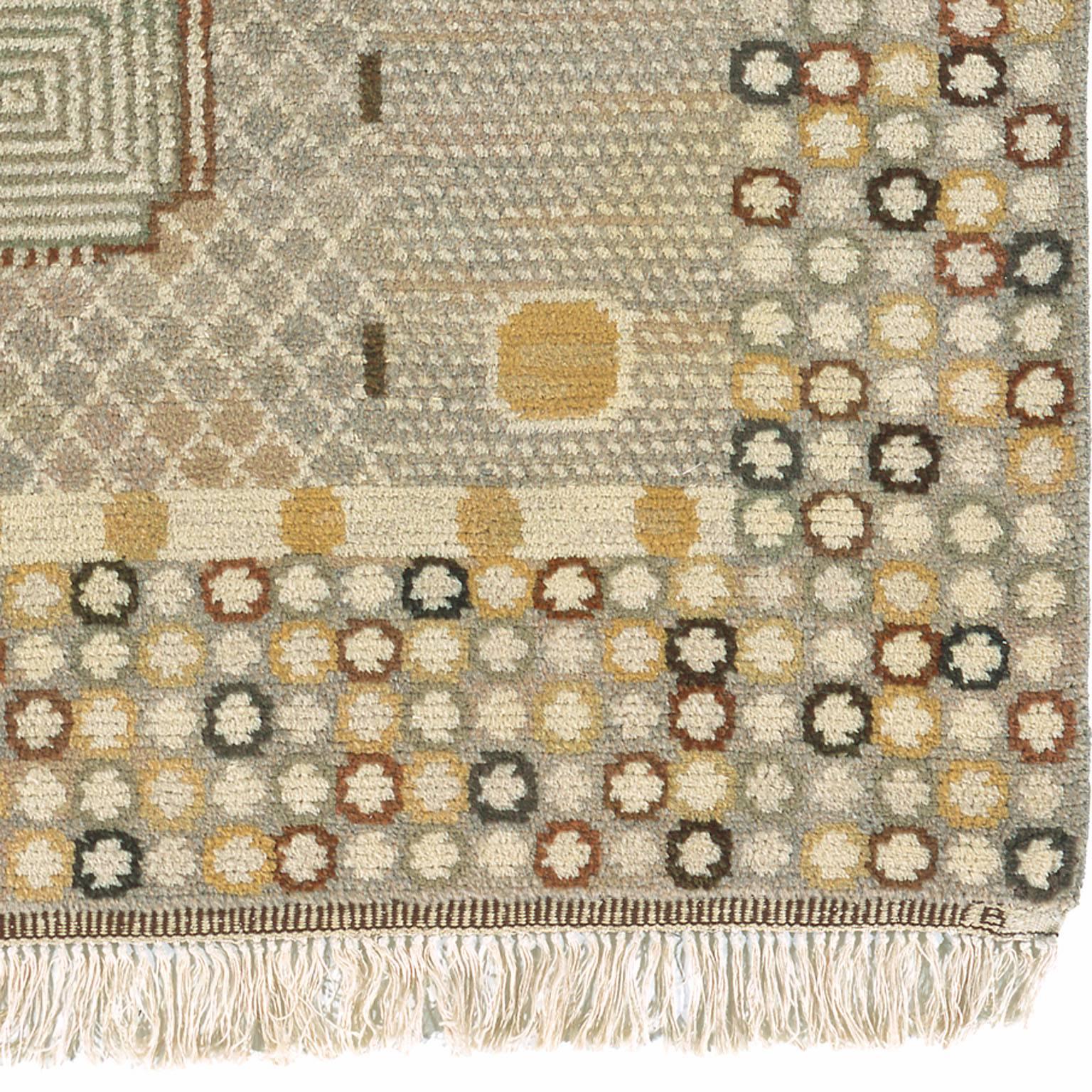 Mid-20th Century Swedish Pile Carpet by AB Märta Måås-Fjetterström  In Good Condition For Sale In New York, NY
