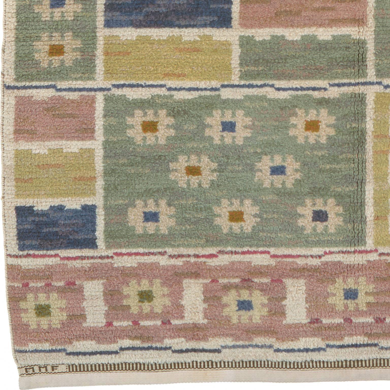 Mid-20th century Swedish pile carpet. 
Sweden ca. 1942
Initialed: MMF (Märta Måås-Fjetterström).
Handwoven