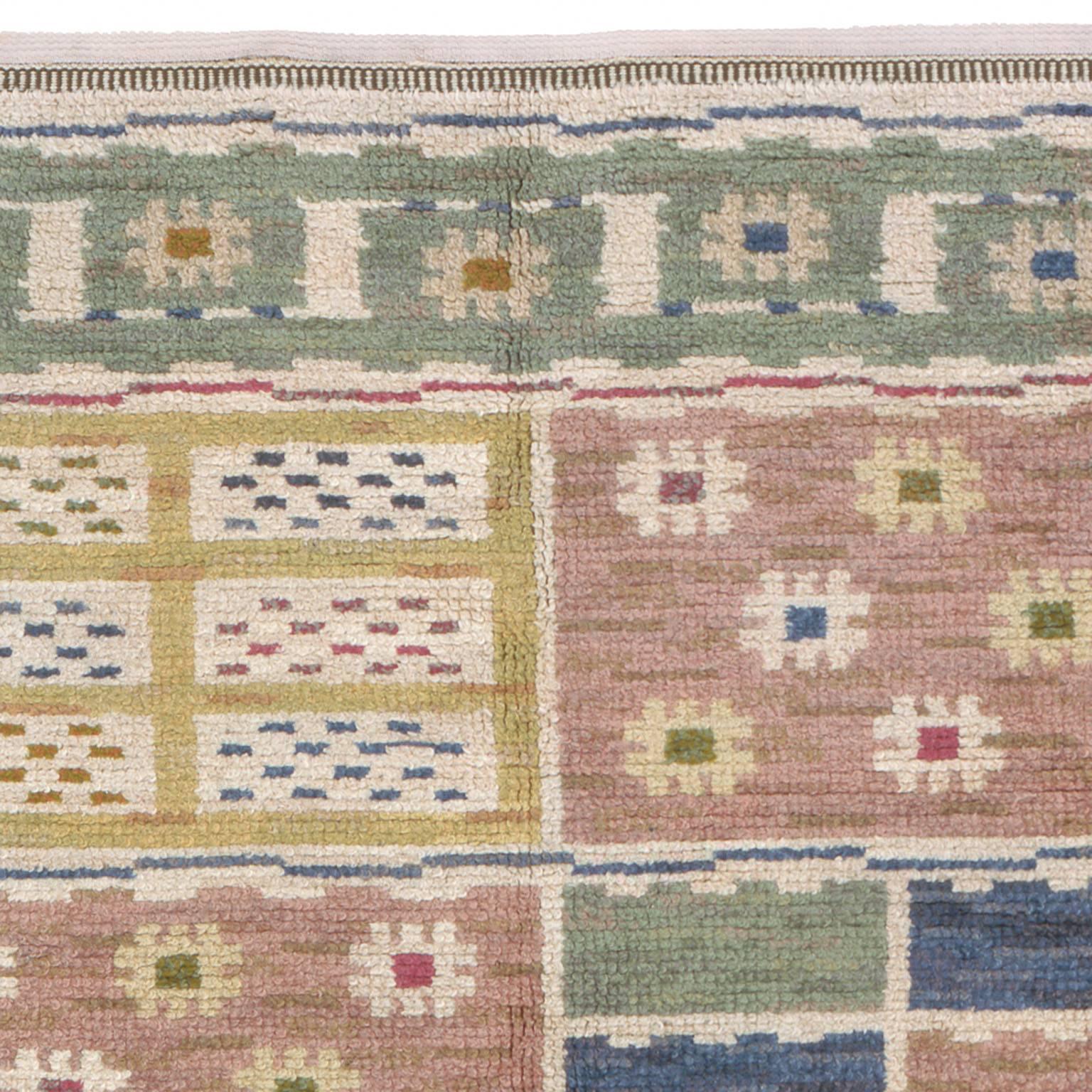 Mid-20th Century Swedish Pile Carpet by Märta Måås-Fjetterström For Sale 2