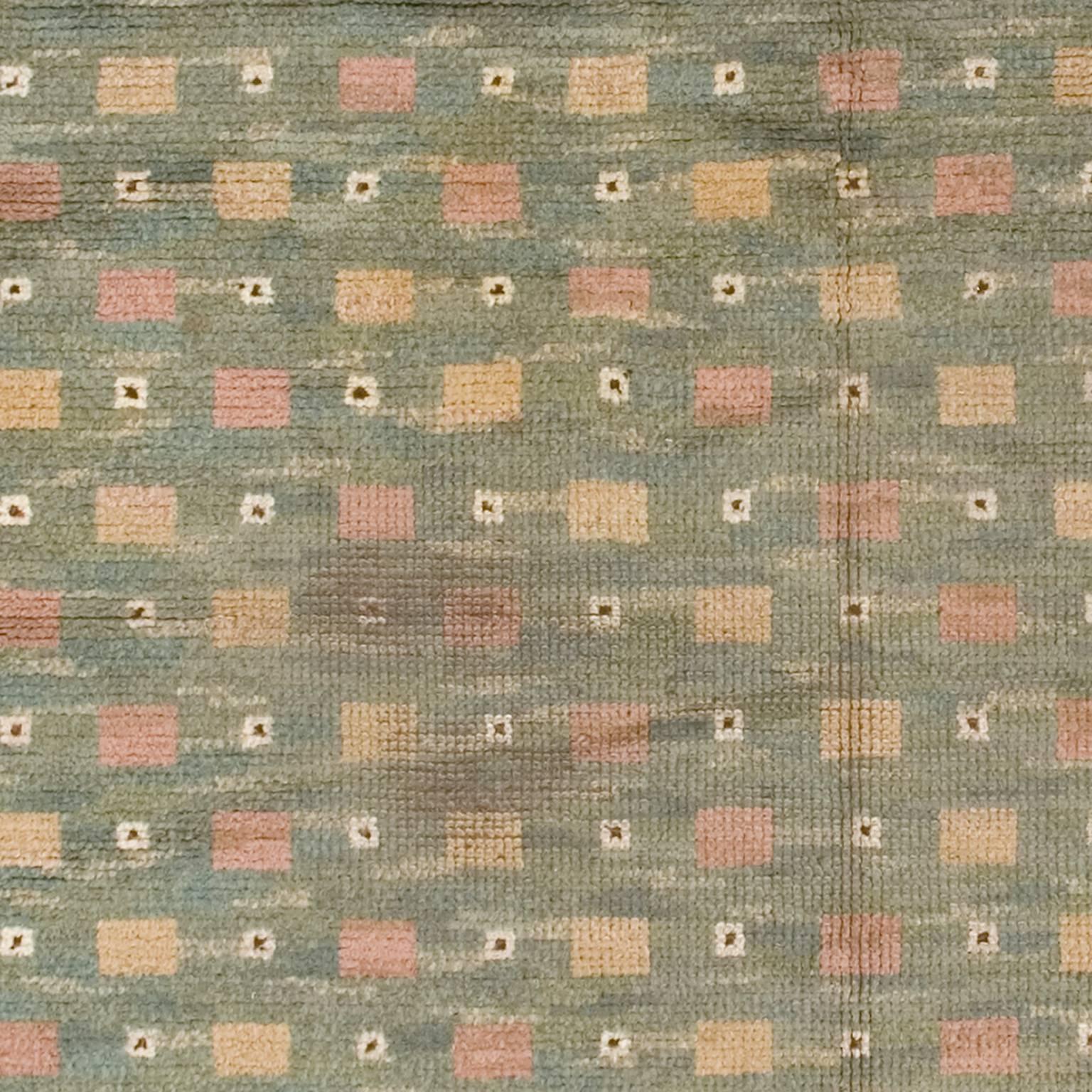 Mid-20th Century Swedish Art Deco Carpet In Fair Condition For Sale In New York, NY