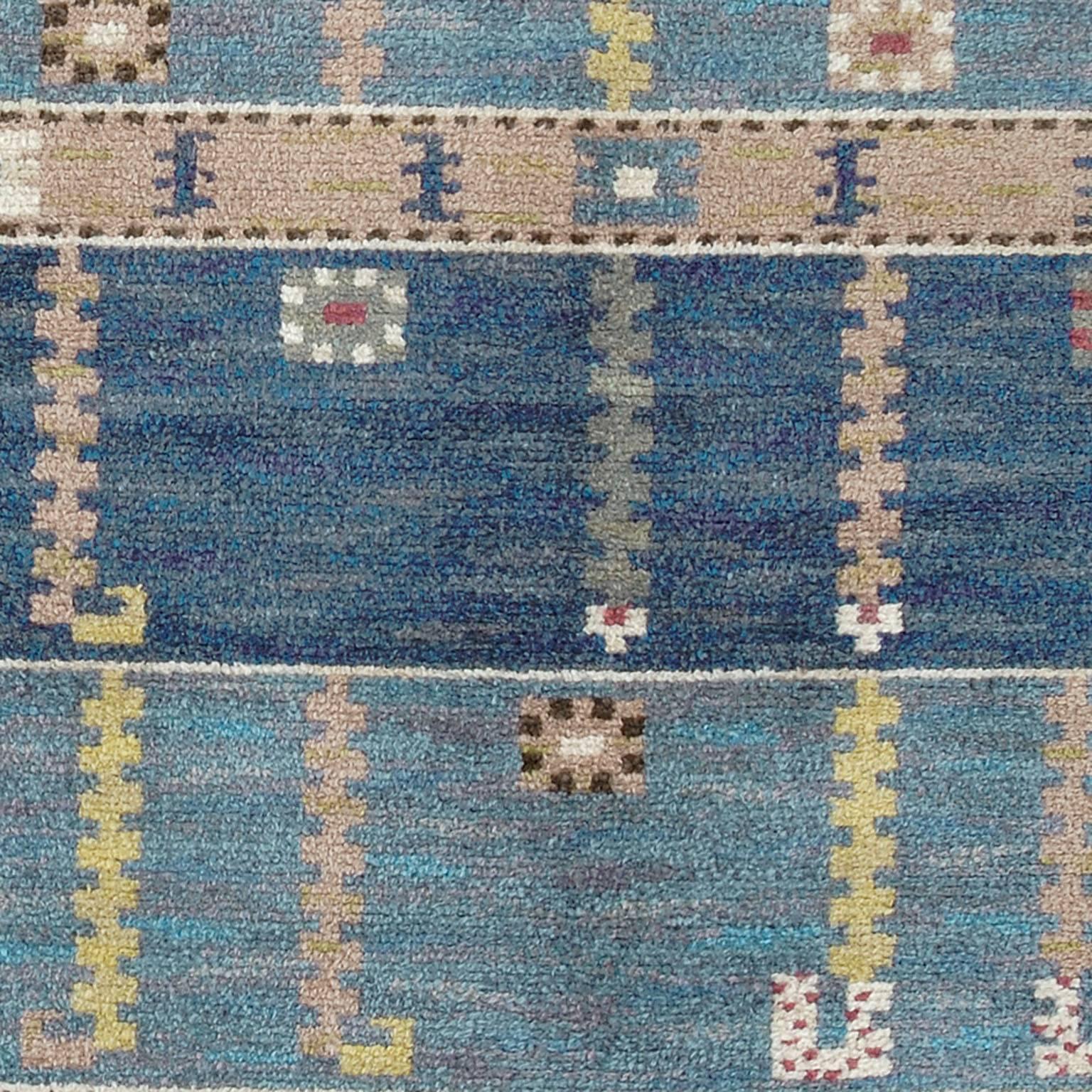 Hand-Woven Mid-20th Century Swedish Pile Carpet For Sale