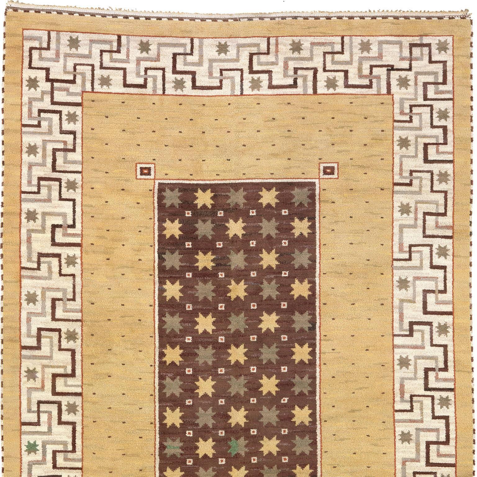 Mid-20th Century Swedish Pile Carpet by AB Märta Måås-Fjetterström In Good Condition For Sale In New York, NY