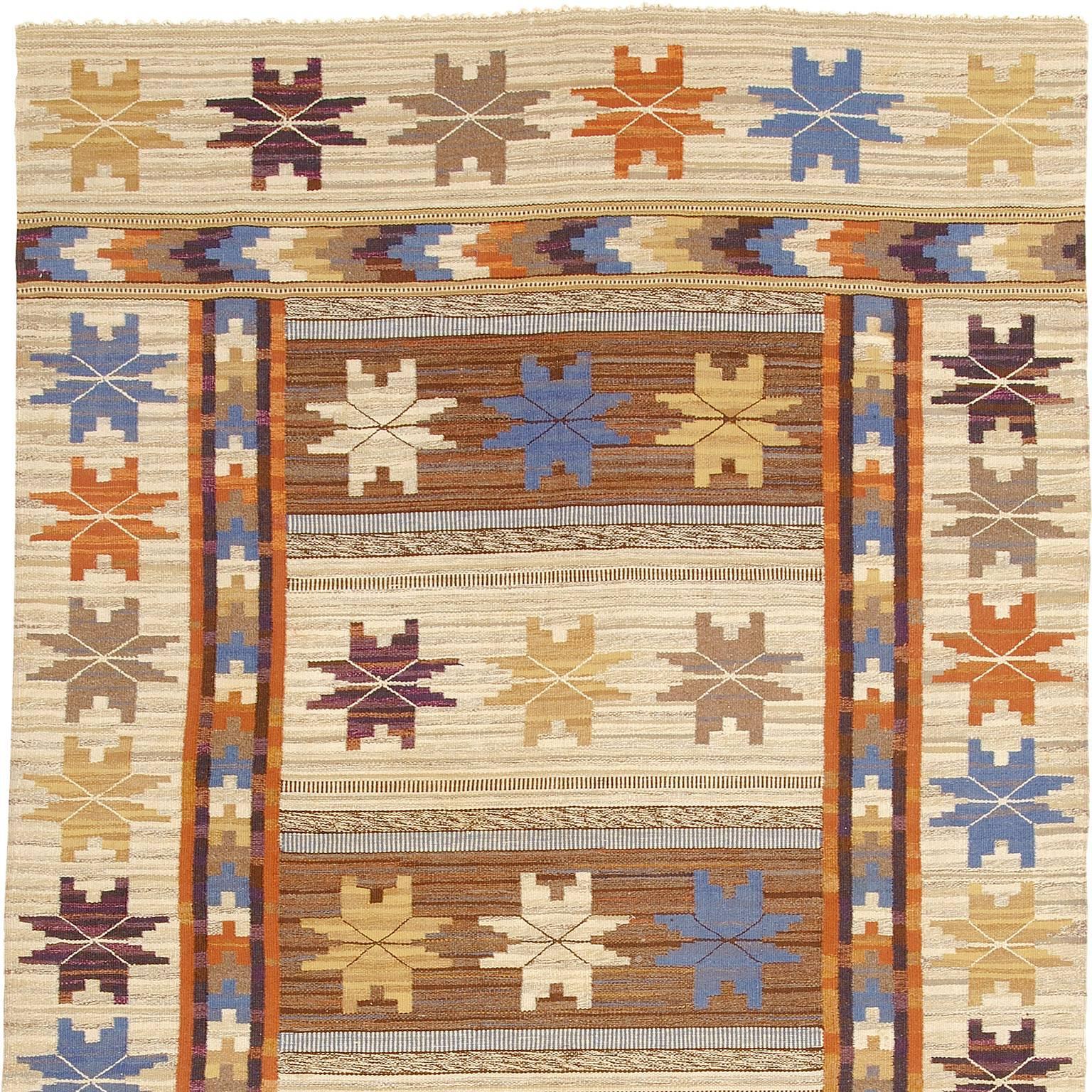 Mid-20th Century Swedish Flat Weave Carpet For Sale 2