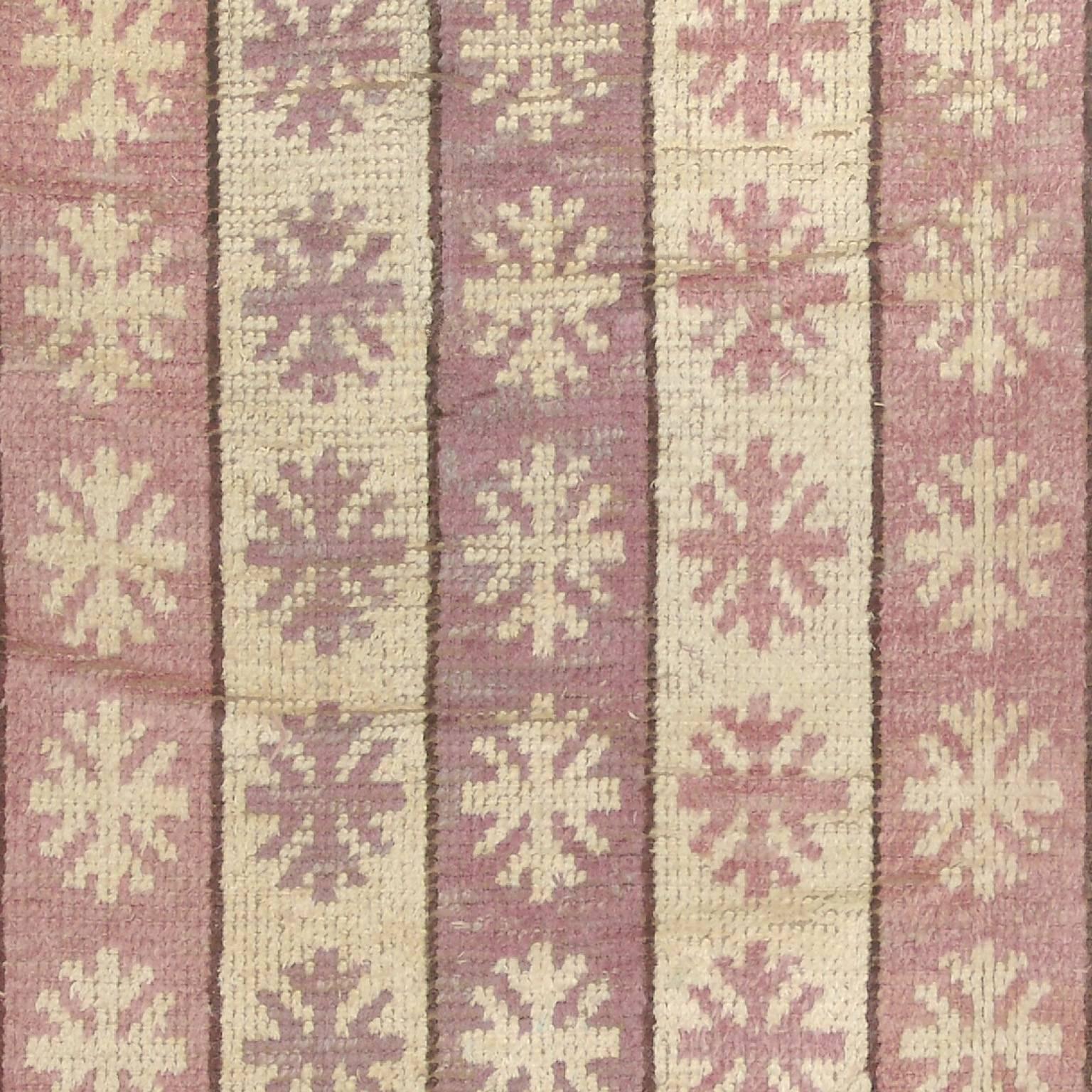 Hand-Woven Mid-20th Century Swedish Pile Carpet by Märta Måås-Fjetterström For Sale