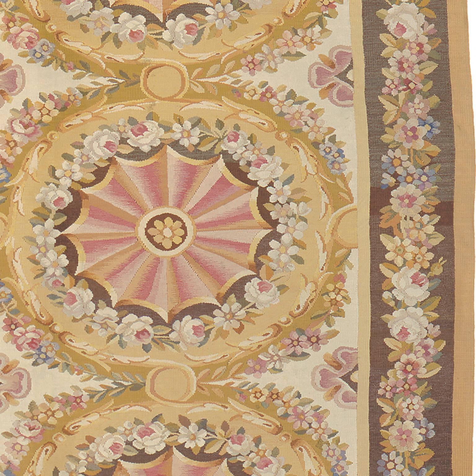 Tappeto Aubusson dei primi del Novecento In condizioni buone in vendita a New York, NY