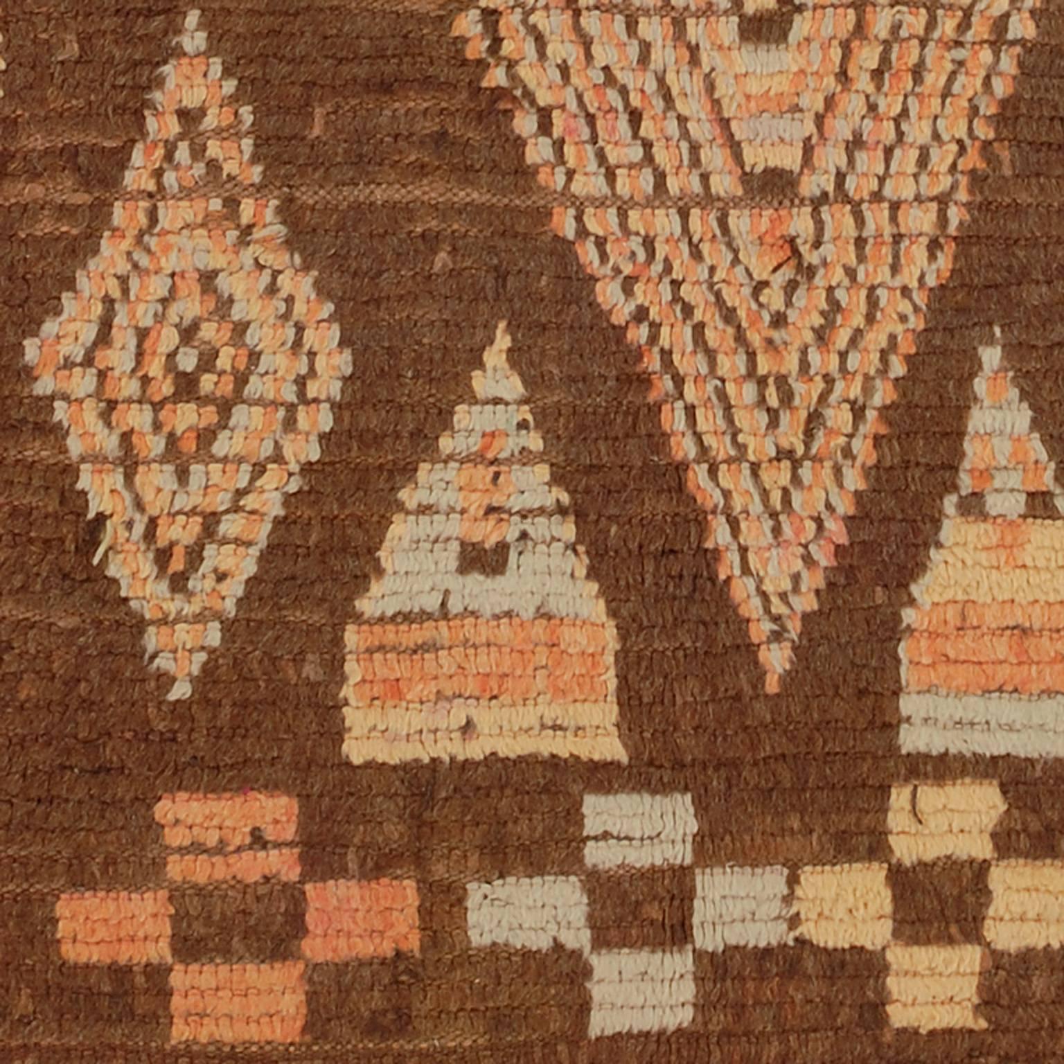 Mid-20th Century Moroccan 'Boujad' Kilim In Good Condition For Sale In New York, NY