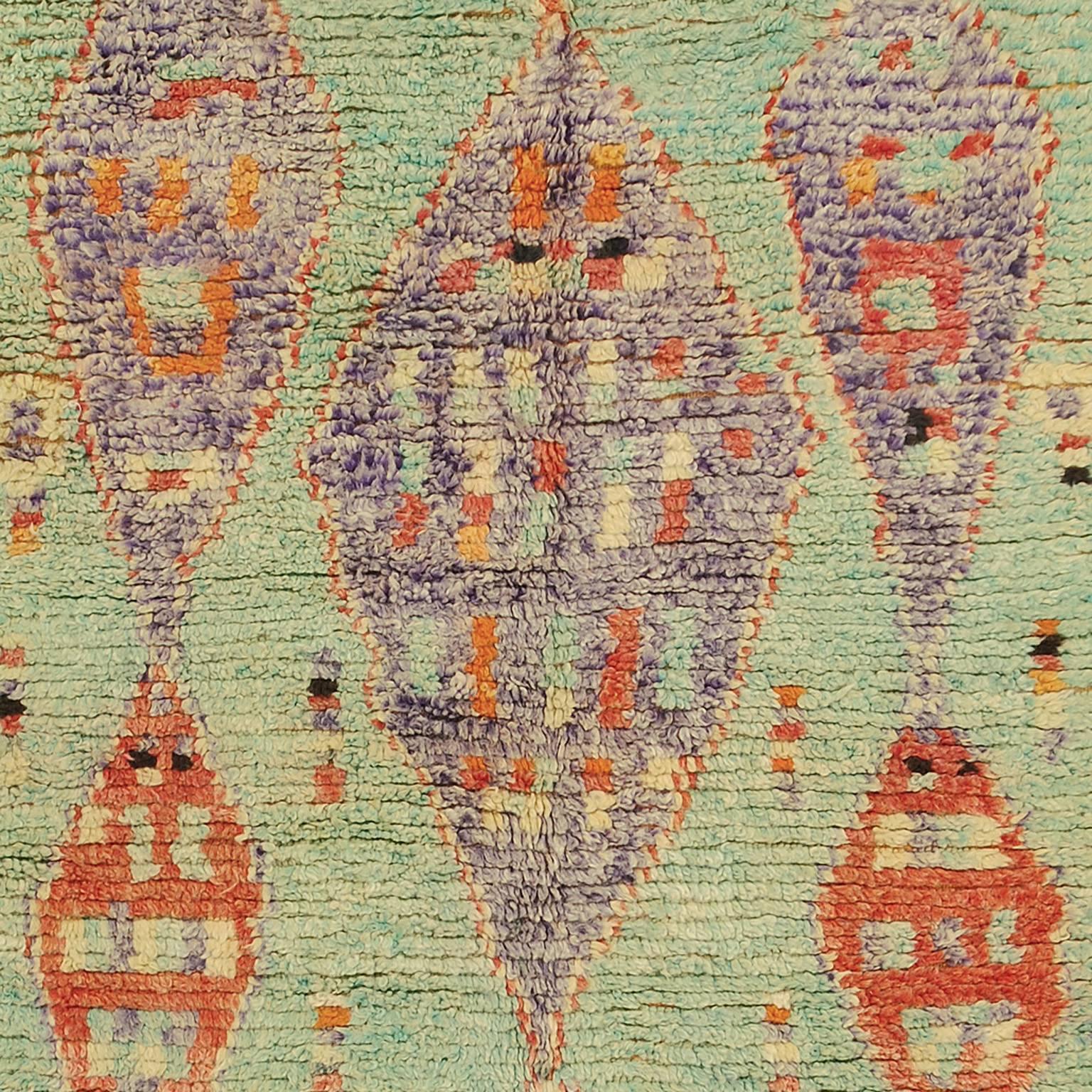 Mid-20th Century Moroccan 'Boujad' Carpet In Good Condition For Sale In New York, NY