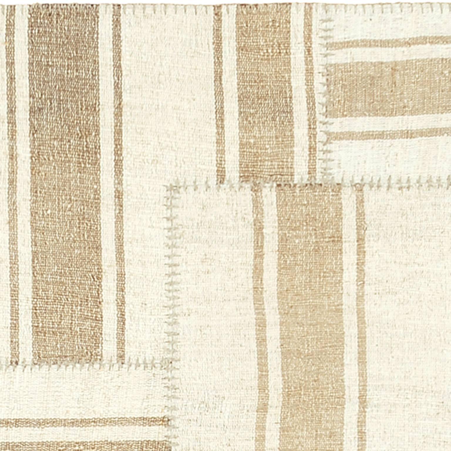 Kilim Tappeto di composizione kilim vintage della metà del XX secolo in vendita